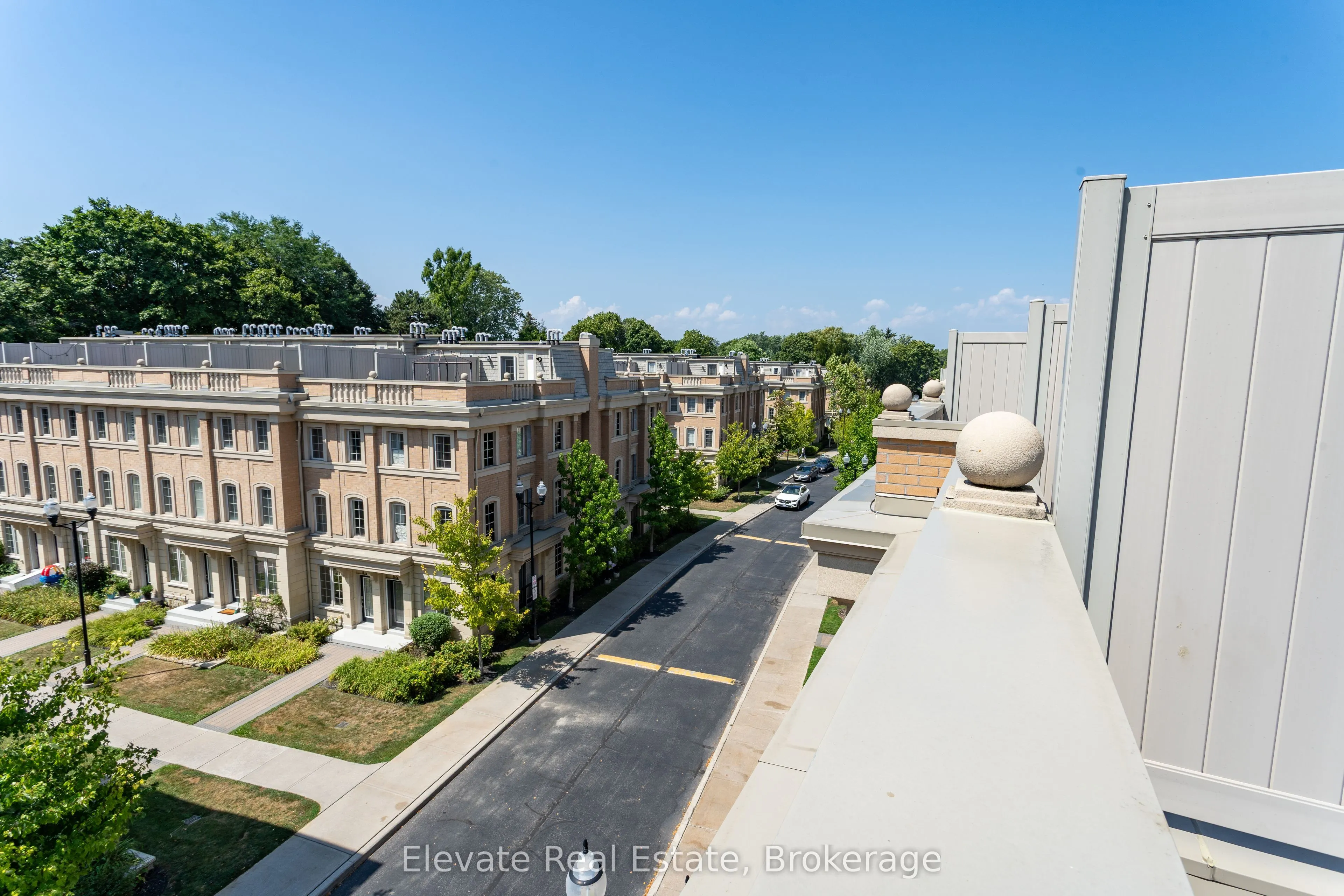 1 Hargrave Lane, #1