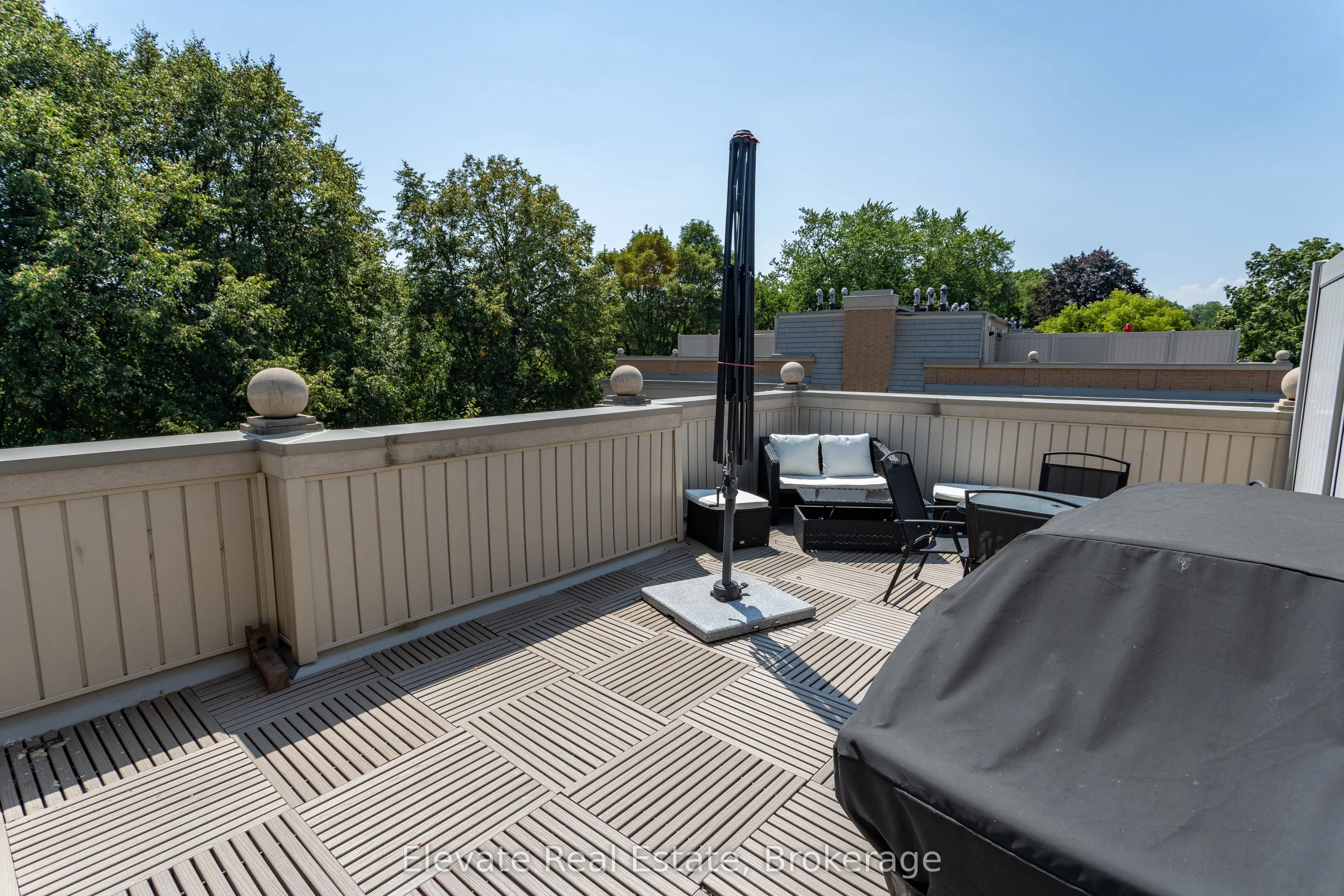 1 Hargrave Lane, #1