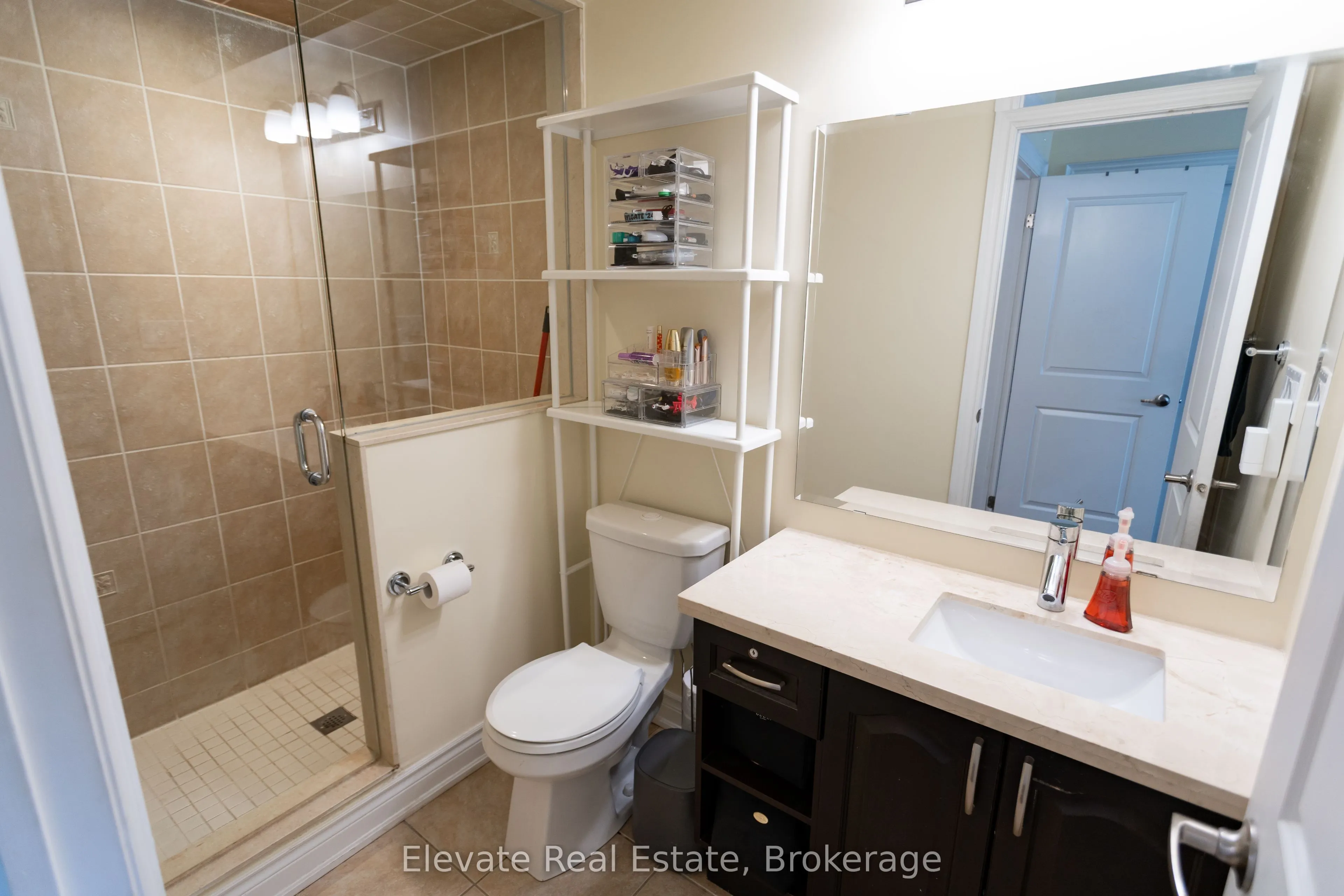1 Hargrave Lane, #1