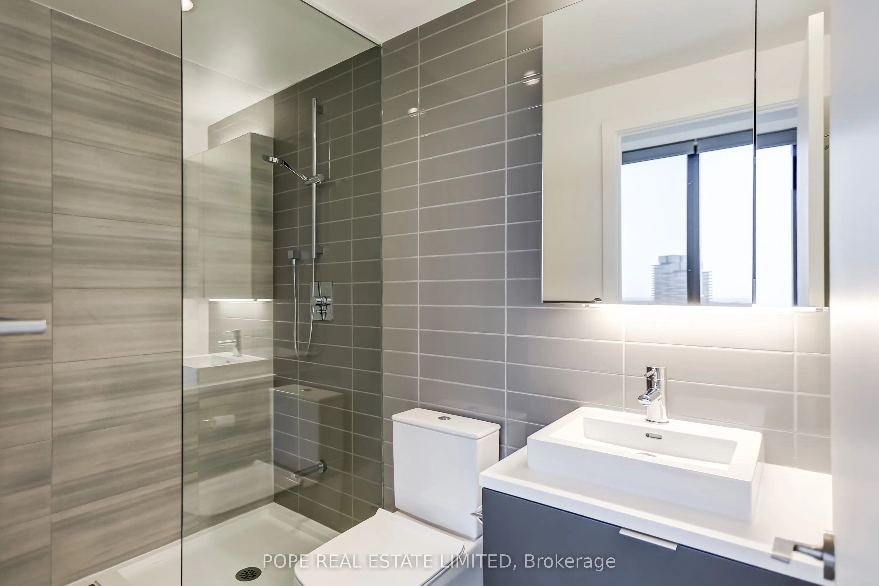 170 Bayview Avenue, #2809