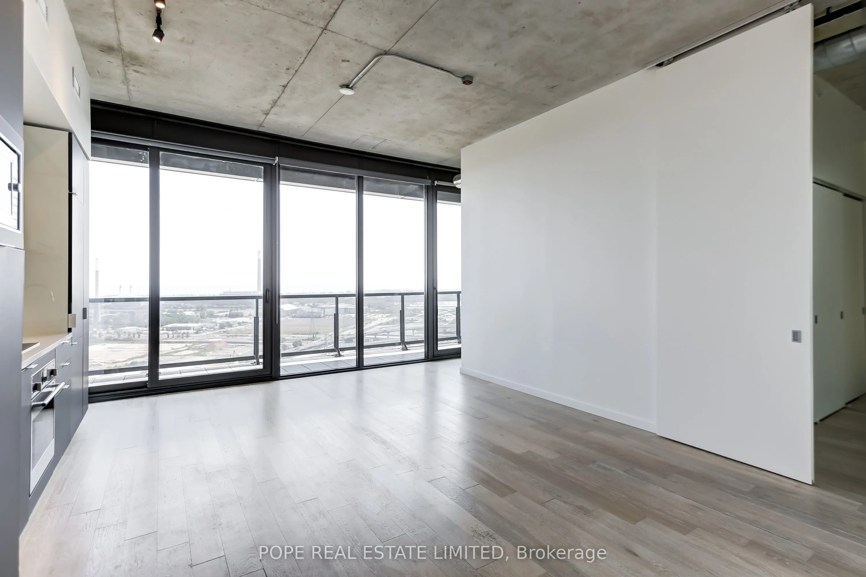 170 Bayview Avenue, #2809