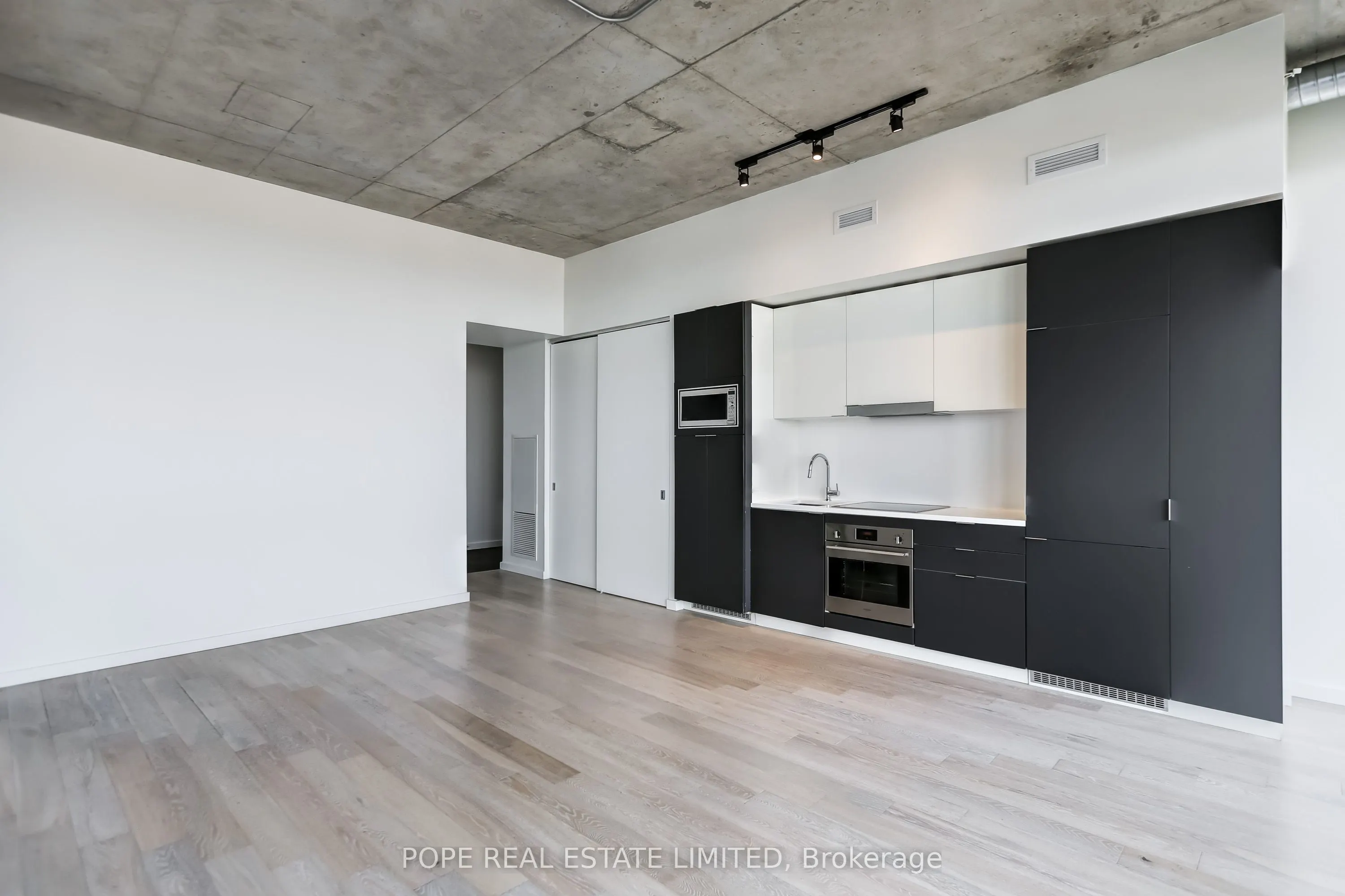 170 Bayview Avenue, #2809