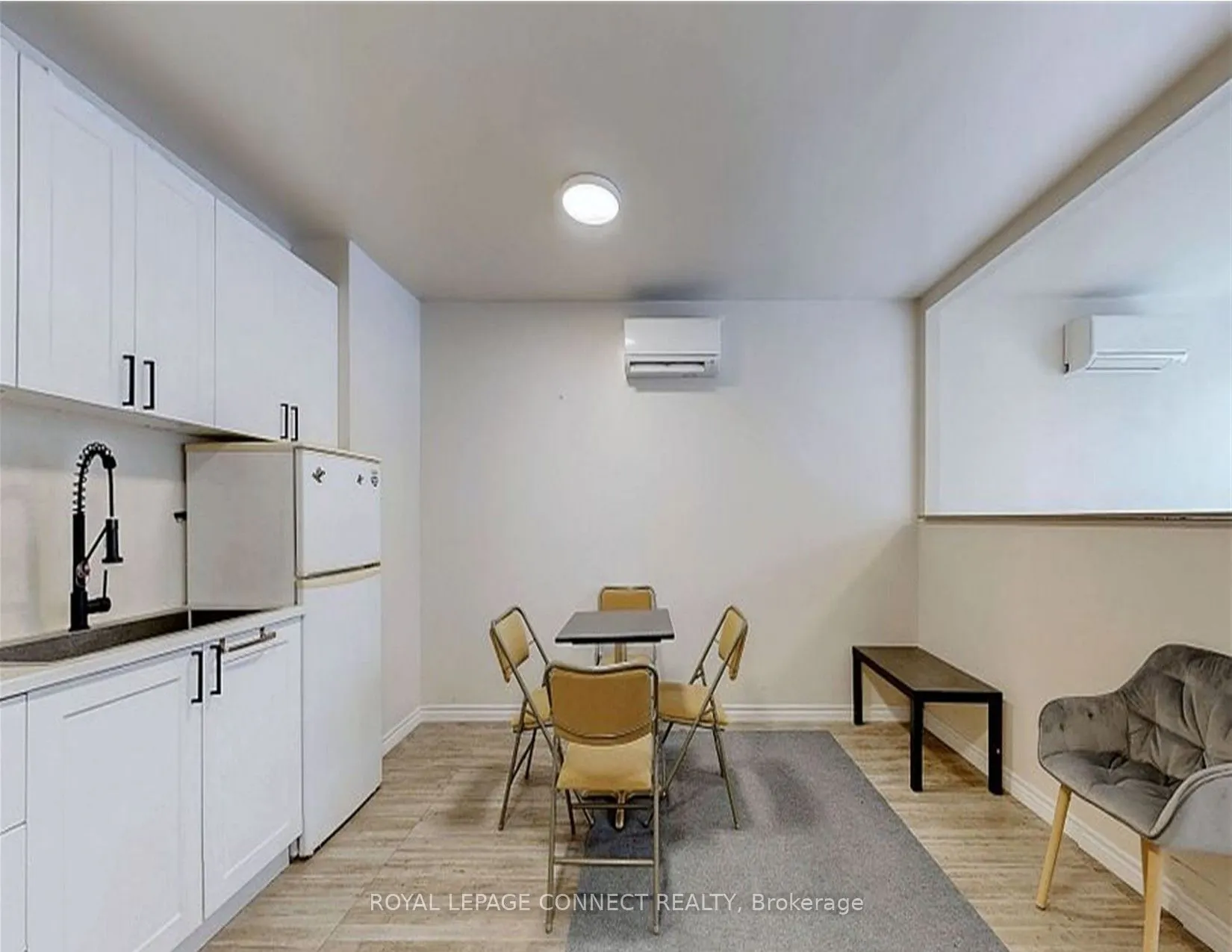 566 Queen Street W