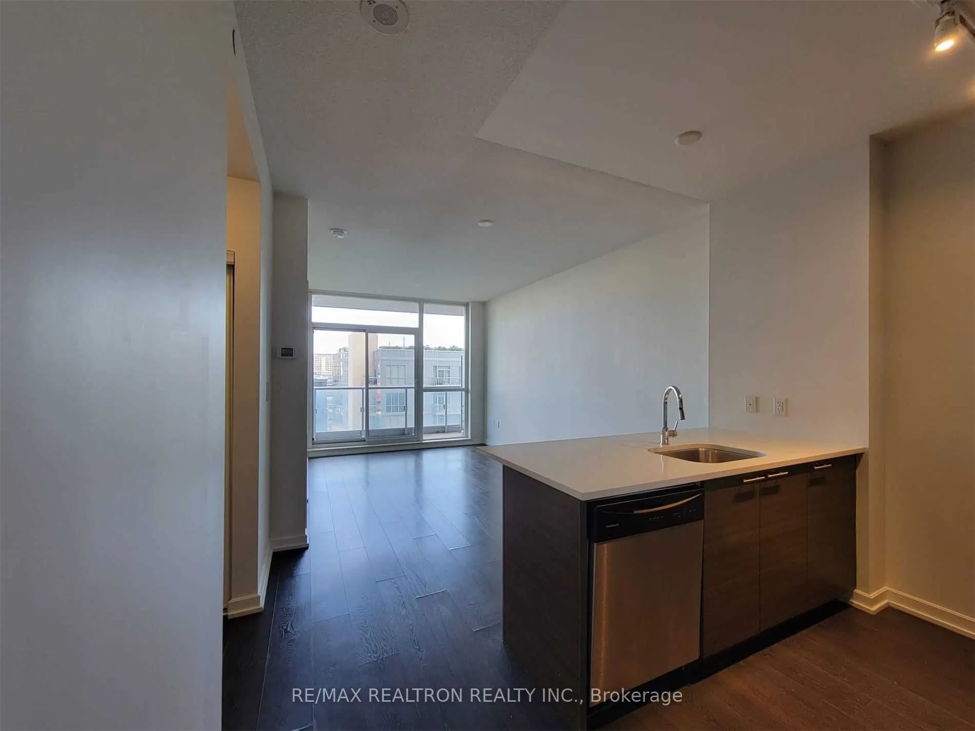 66 Forest Manor Road, #403