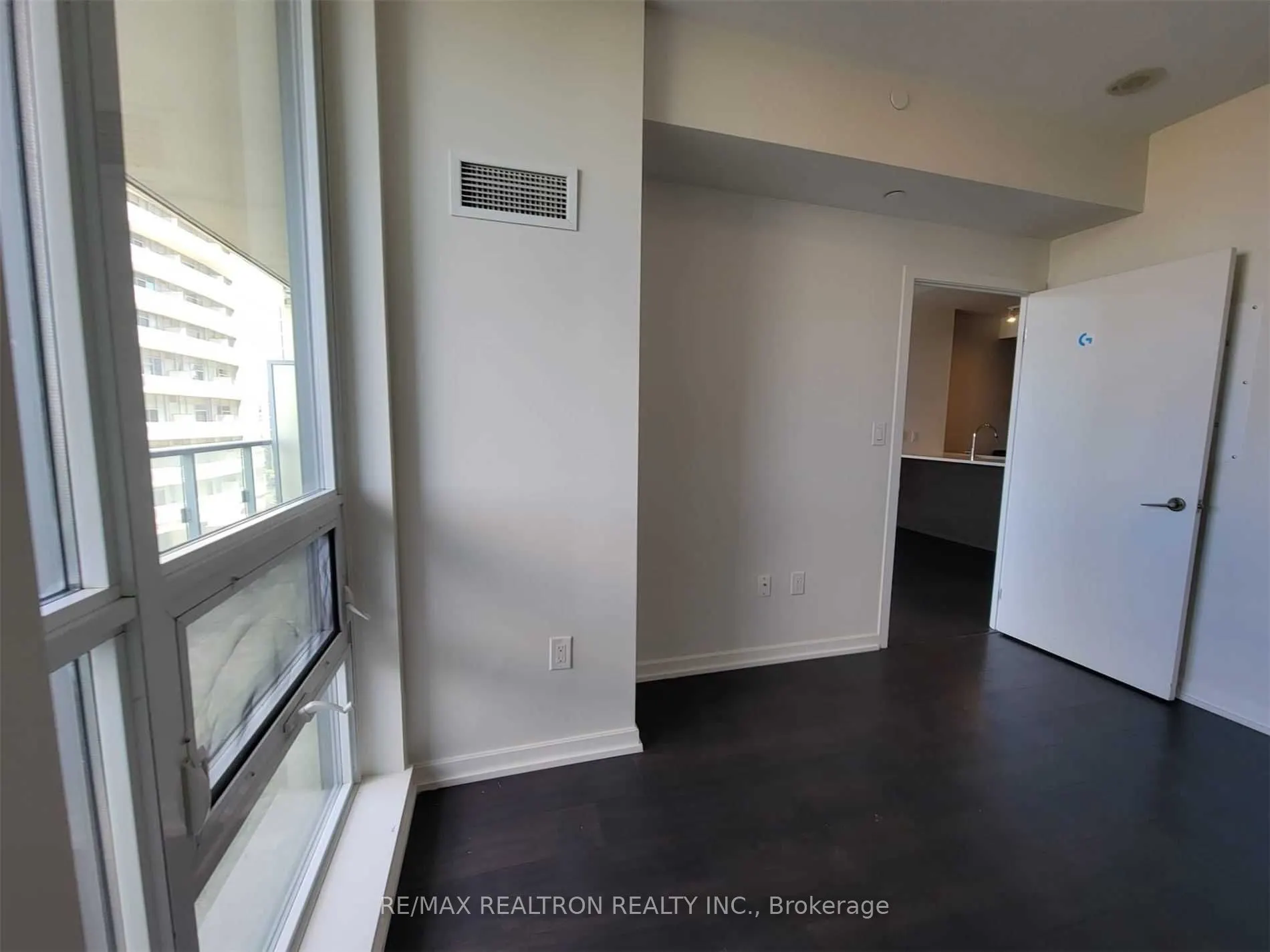 66 Forest Manor Road, #403