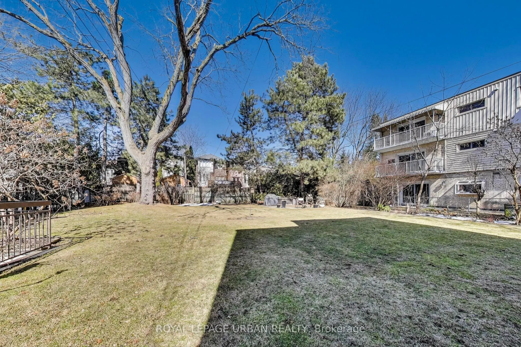 166 Sherwood Avenue, #7
