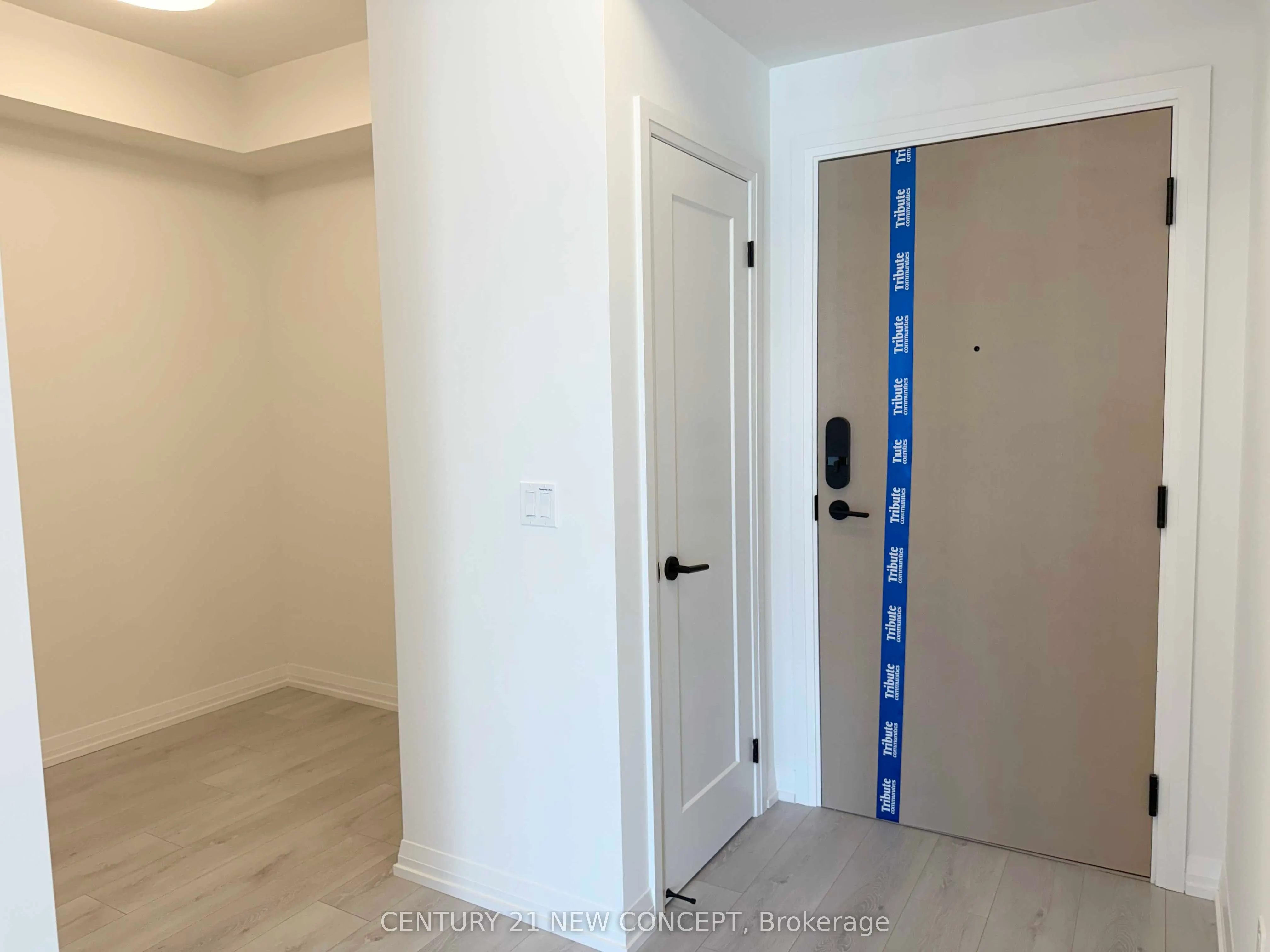 280 Dundas Street W, #2508