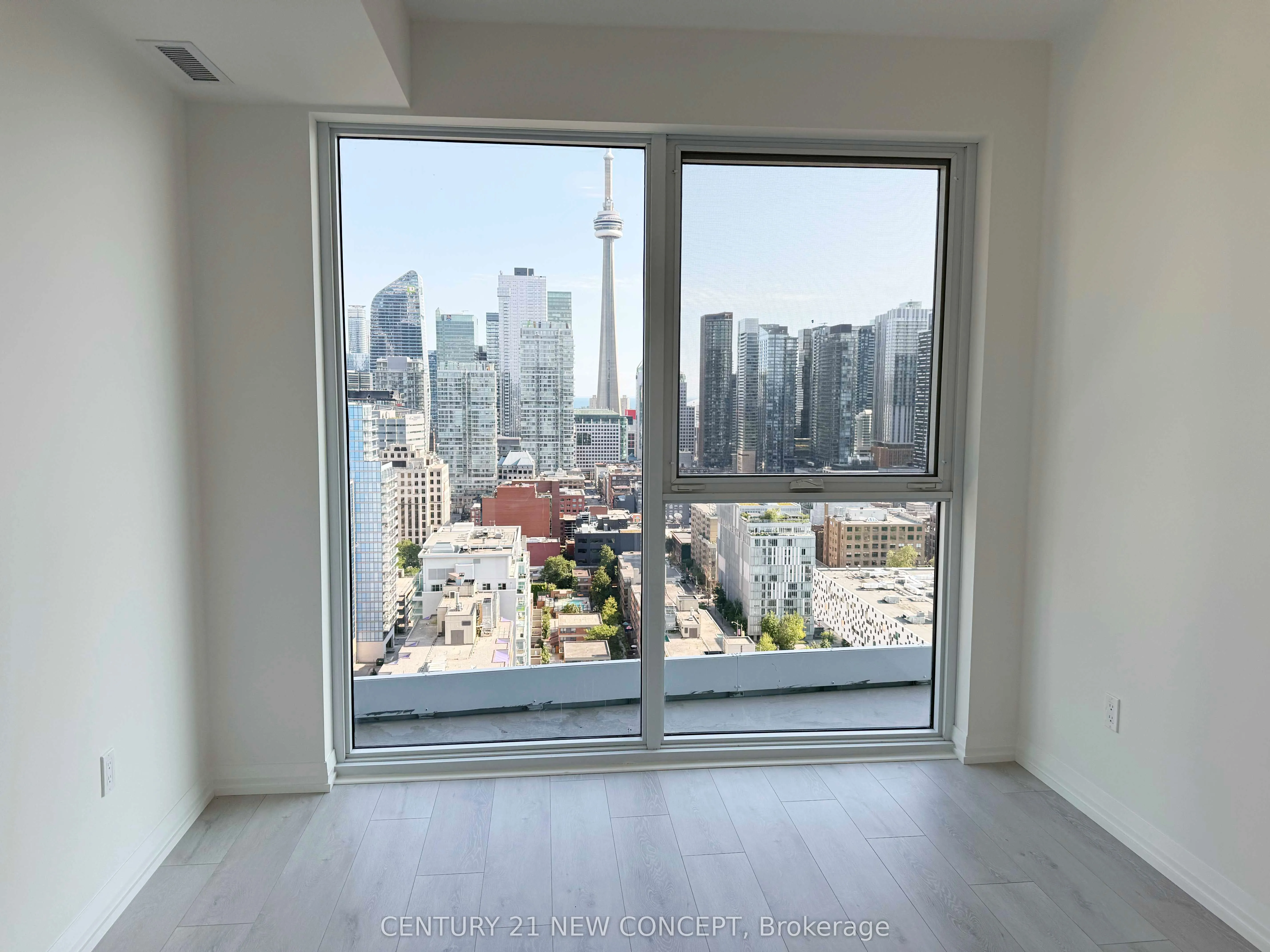 280 Dundas Street W, #2508