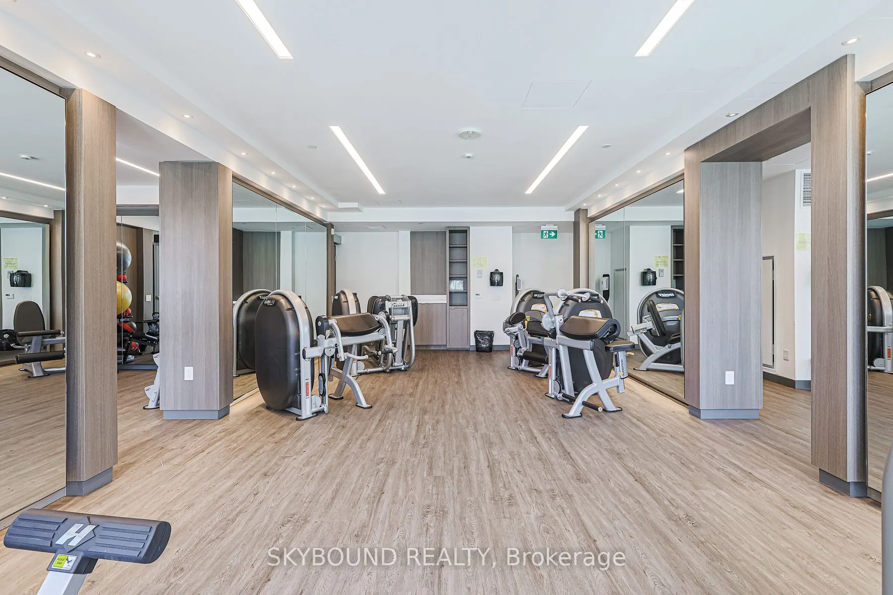 77 Shuter Street, #1509