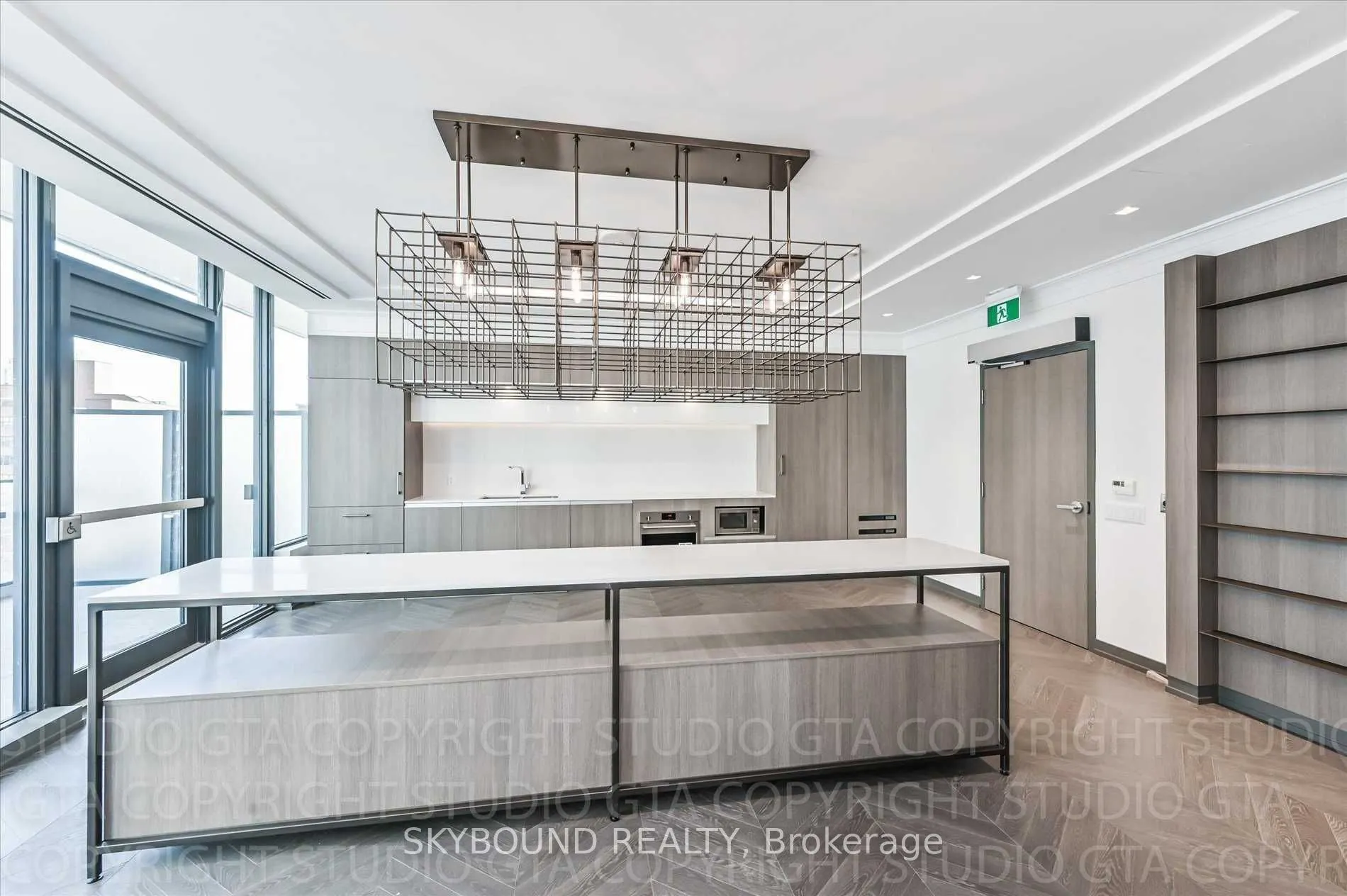 77 Shuter Street, #1509