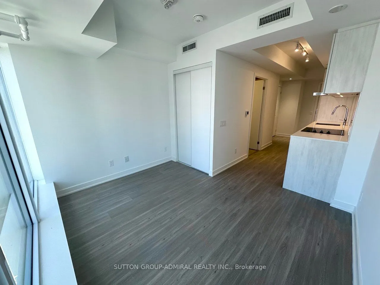 8 Wellesley Street W, #3008