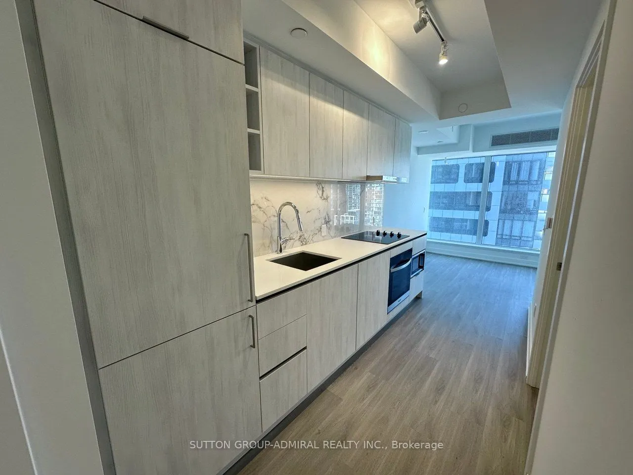 8 Wellesley Street W, #3008