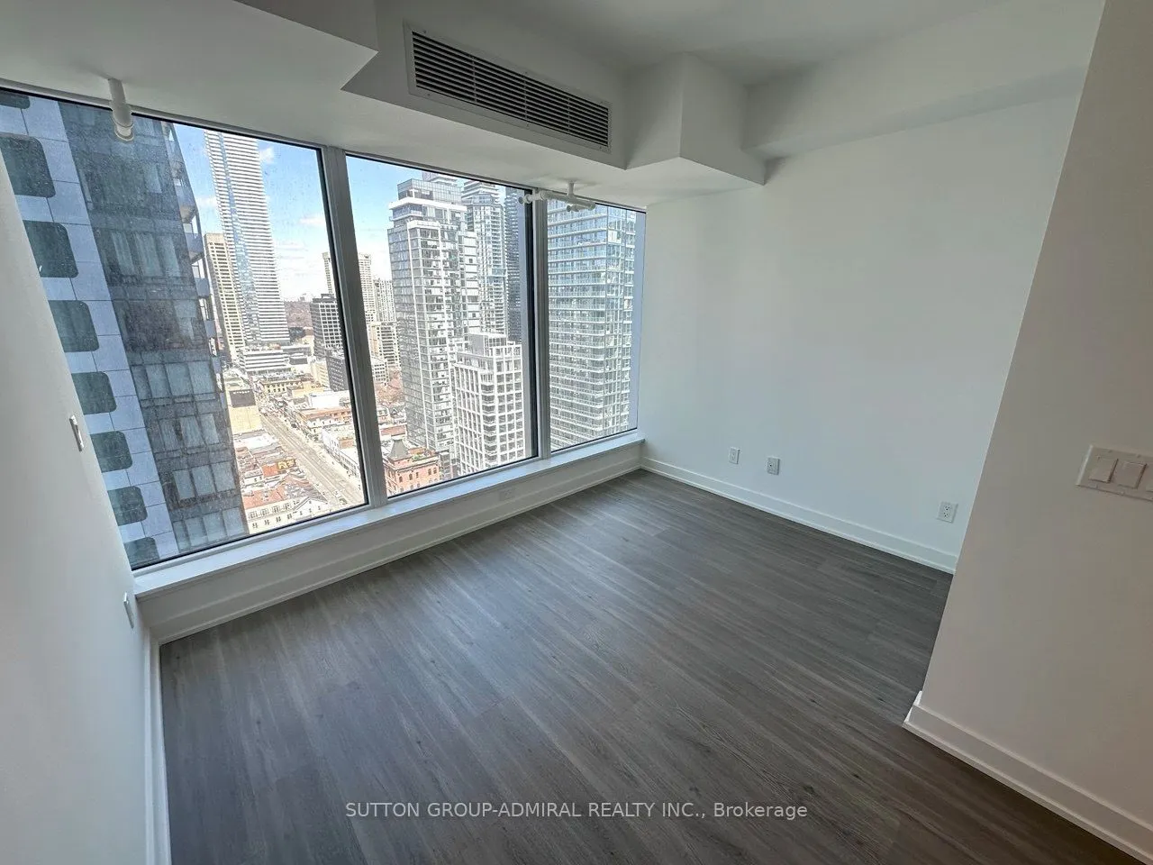 8 Wellesley Street W, #3008