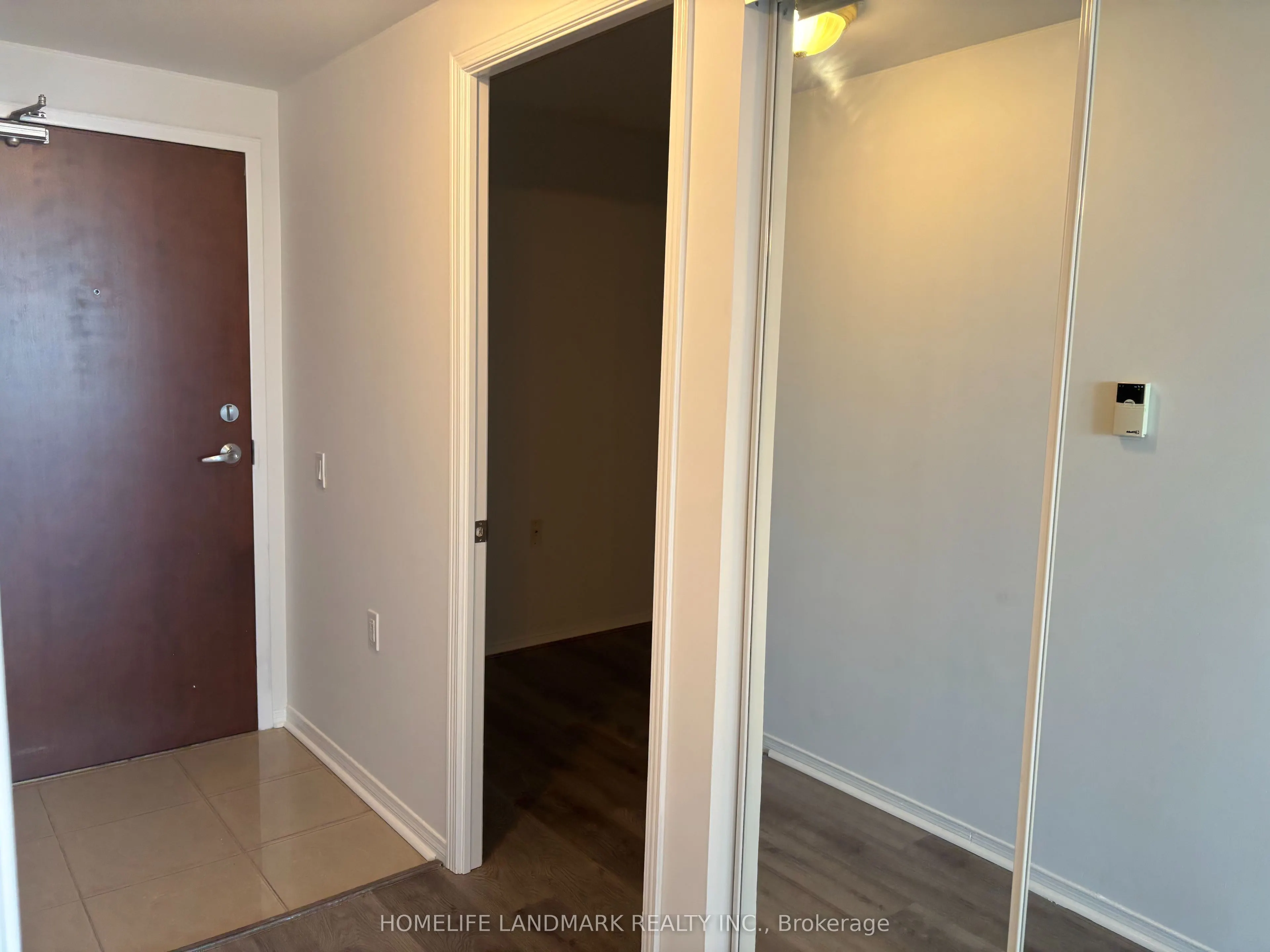 35 Finch Avenue E, #1810
