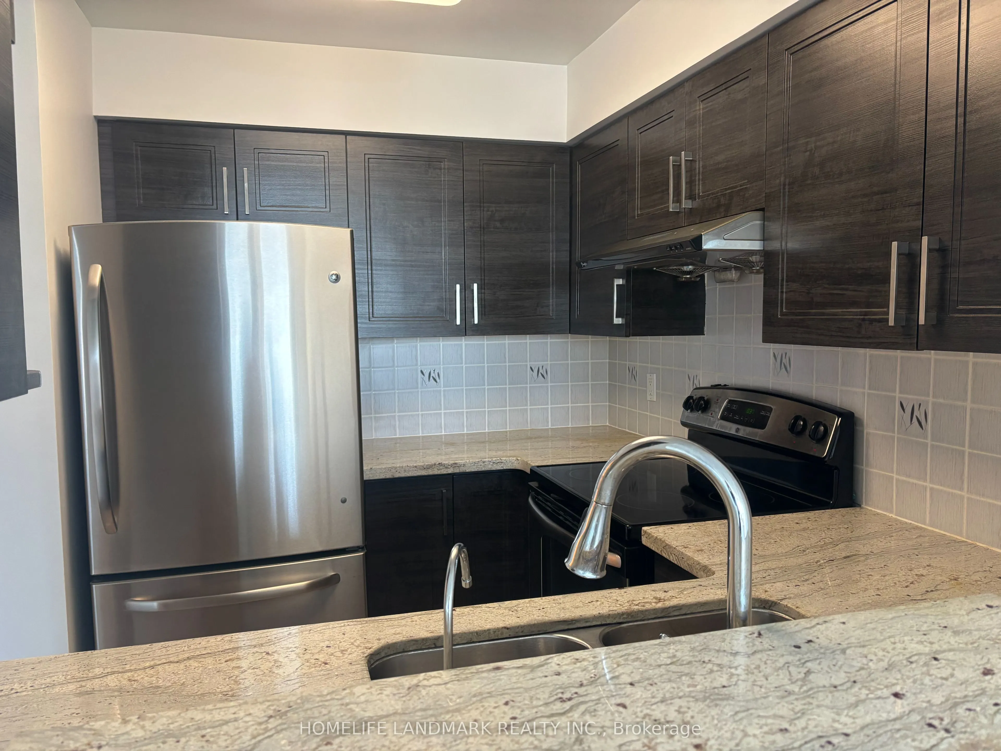 35 Finch Avenue E, #1810