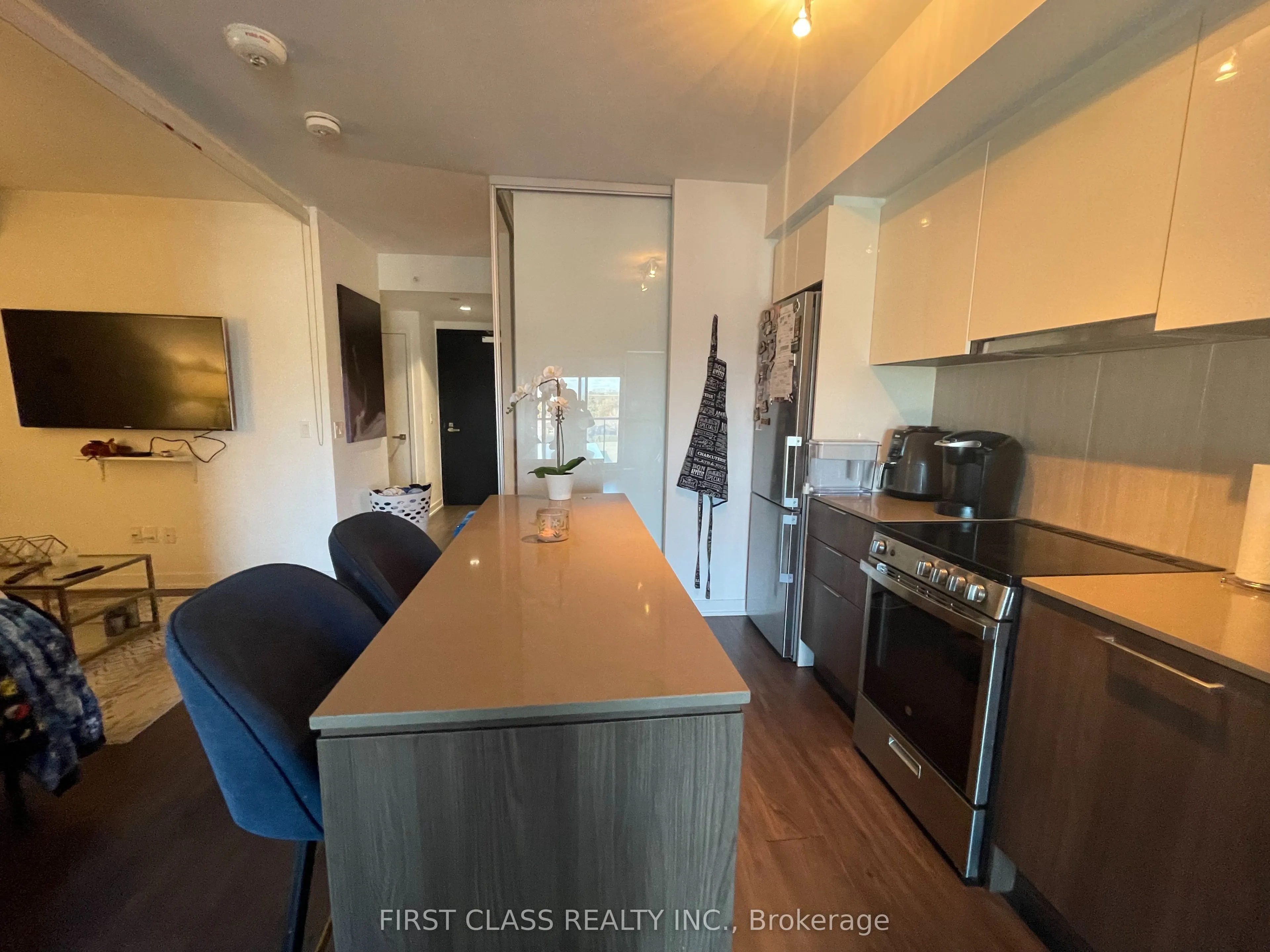 31 Tippett Road, #311