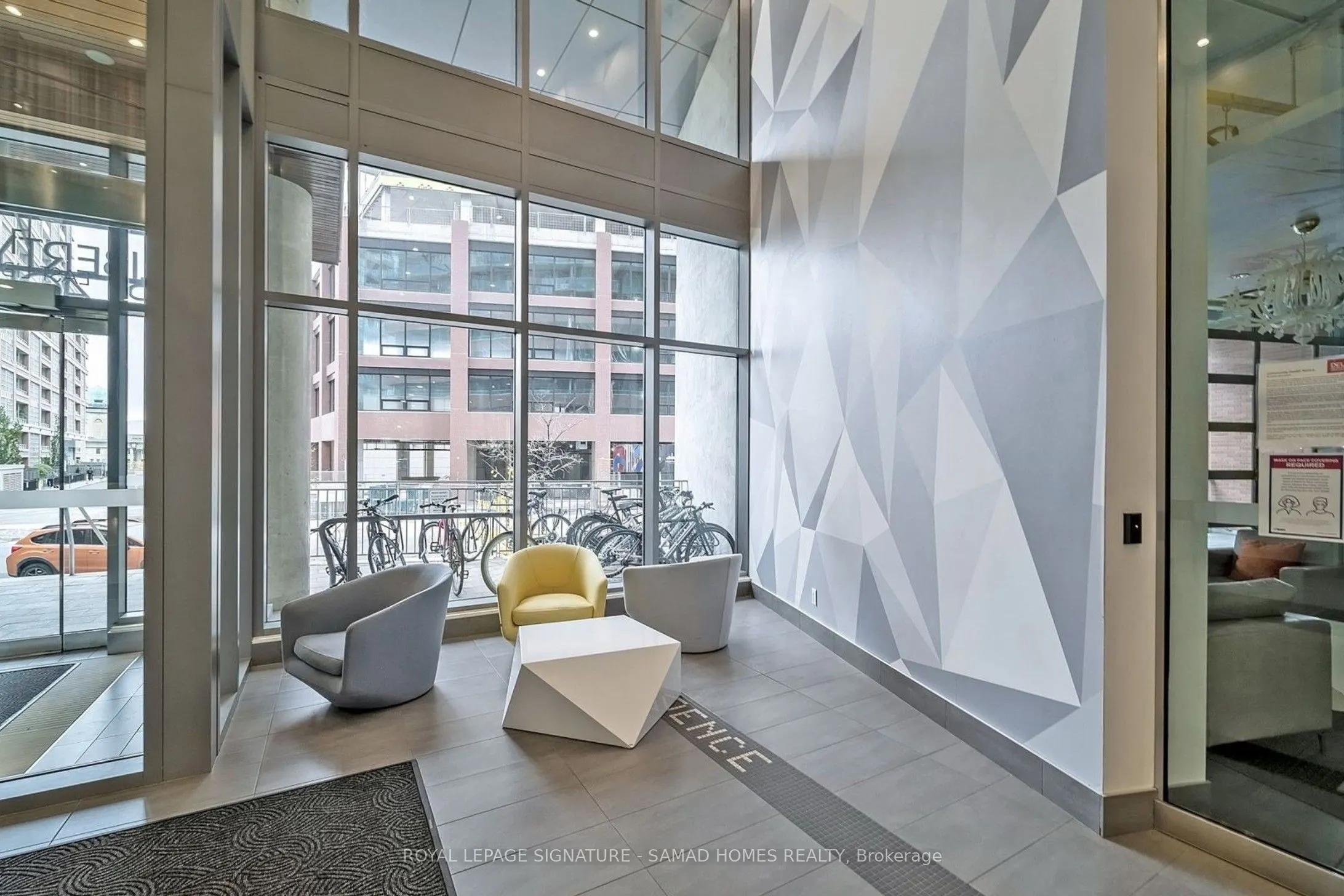 150 East Liberty Street, #2813