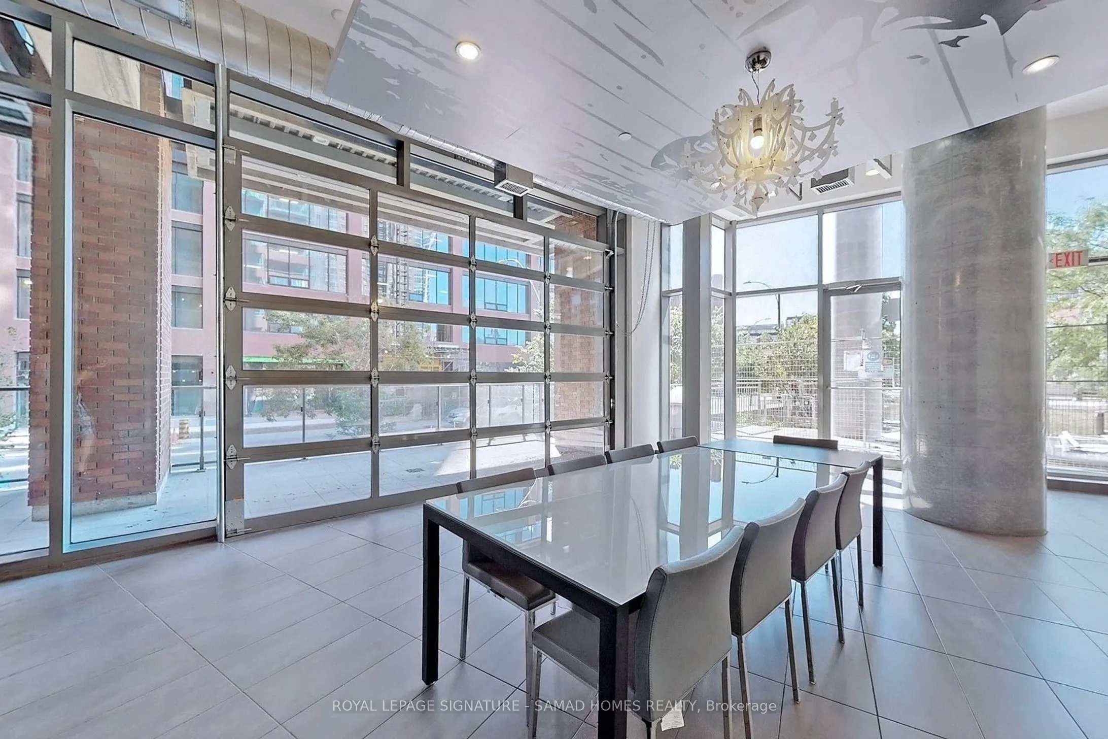 150 East Liberty Street, #2813