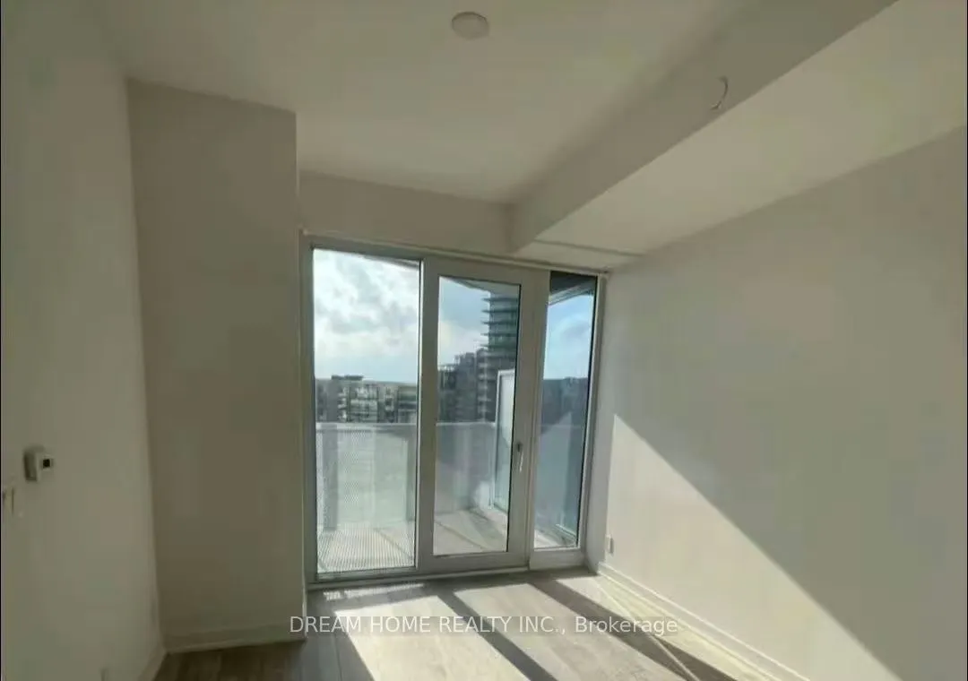15 Holmes Avenue, #1503