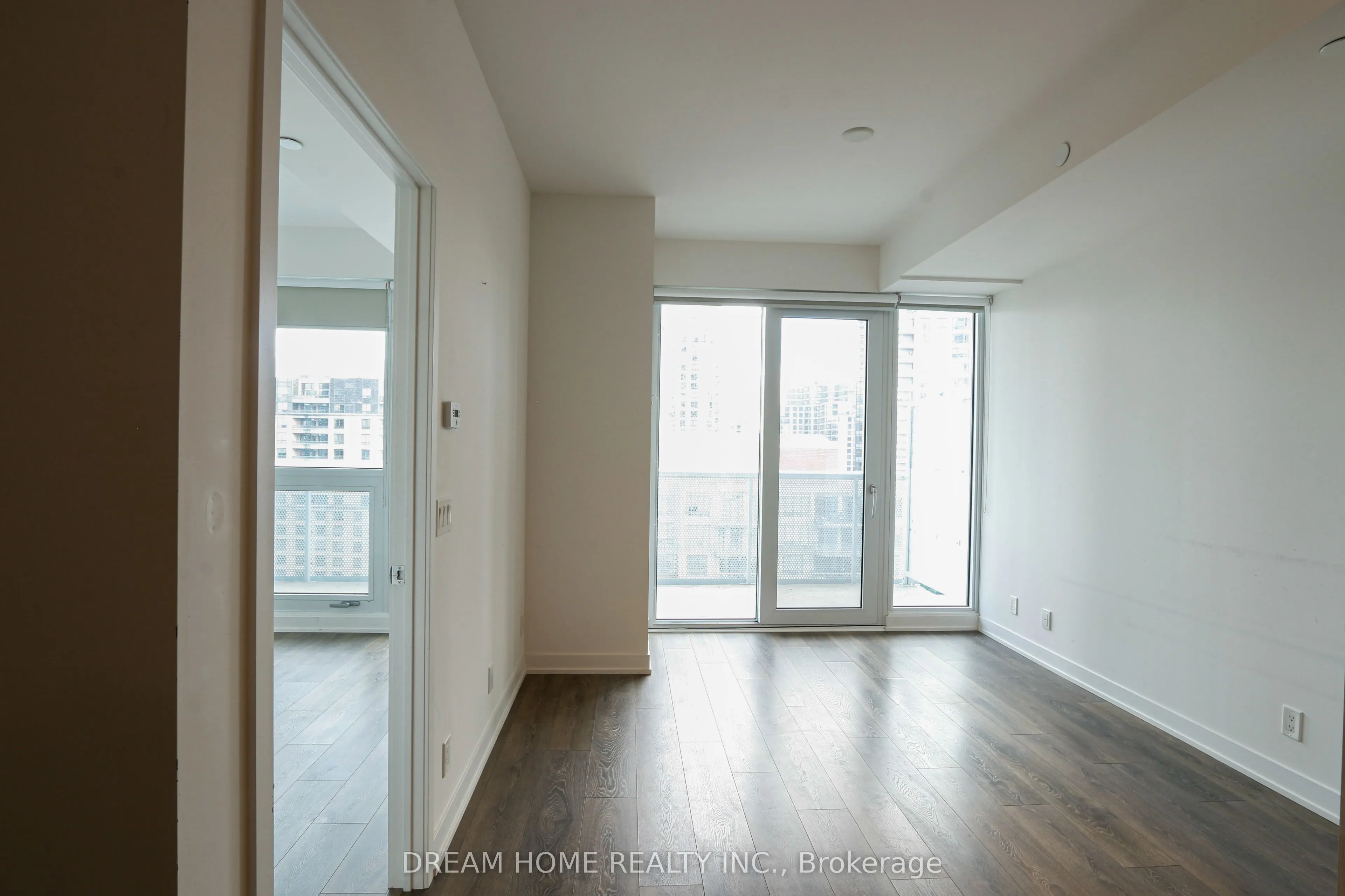 15 Holmes Avenue, #1503