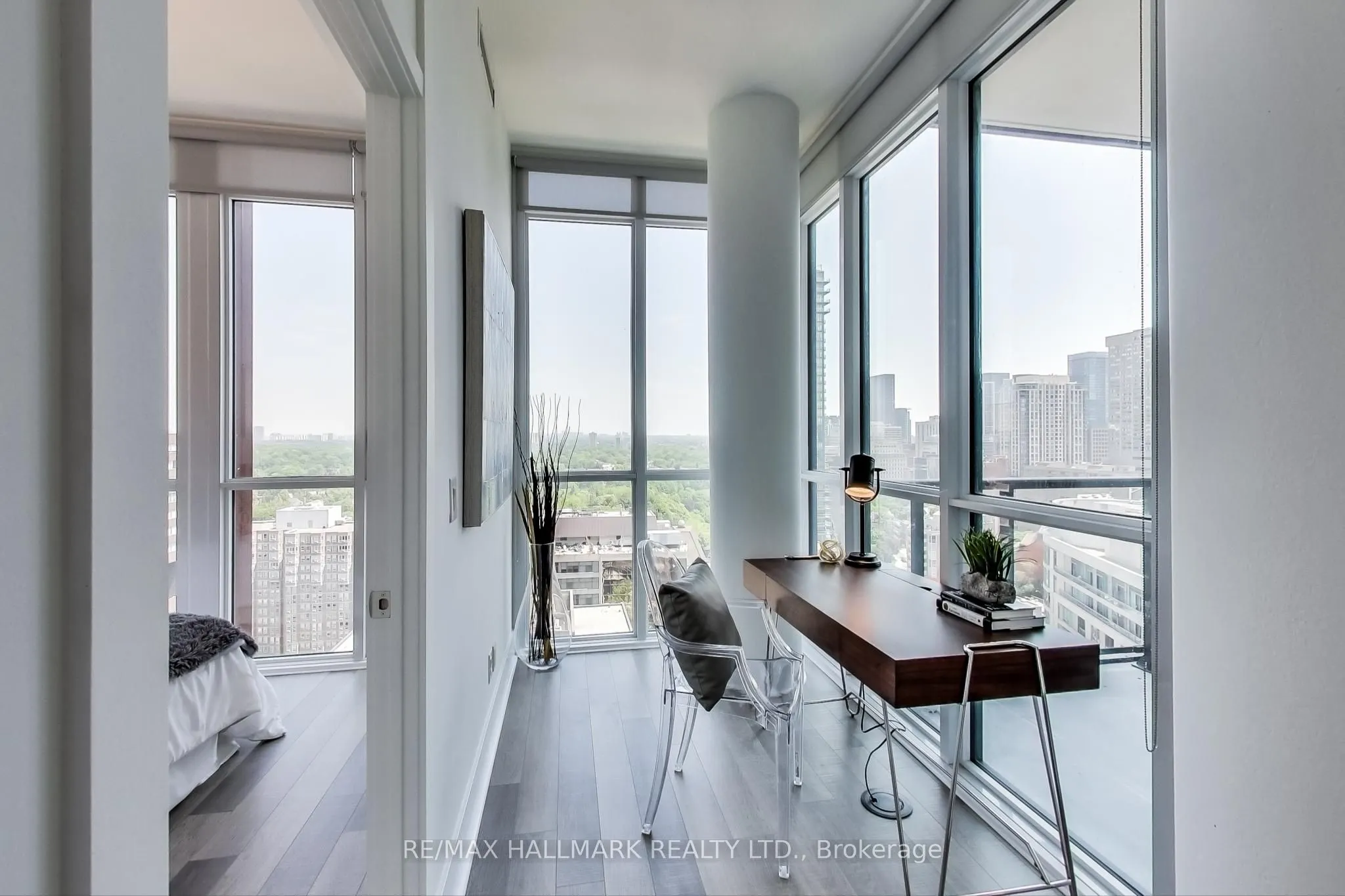 32 Davenport Road, #2107