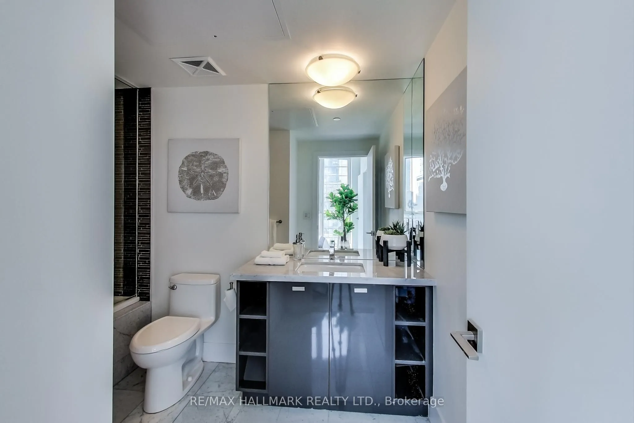 32 Davenport Road, #2107