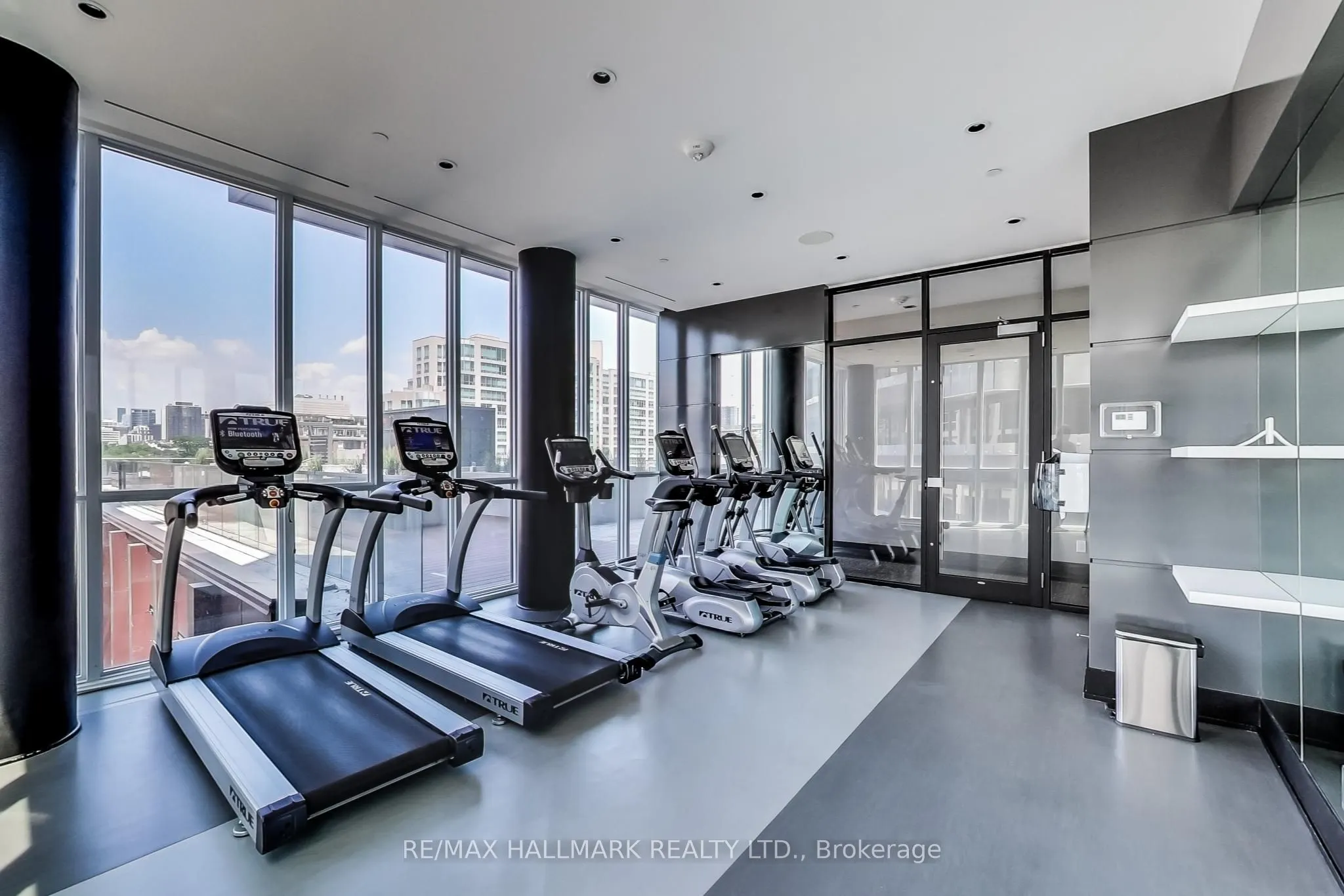 32 Davenport Road, #2107