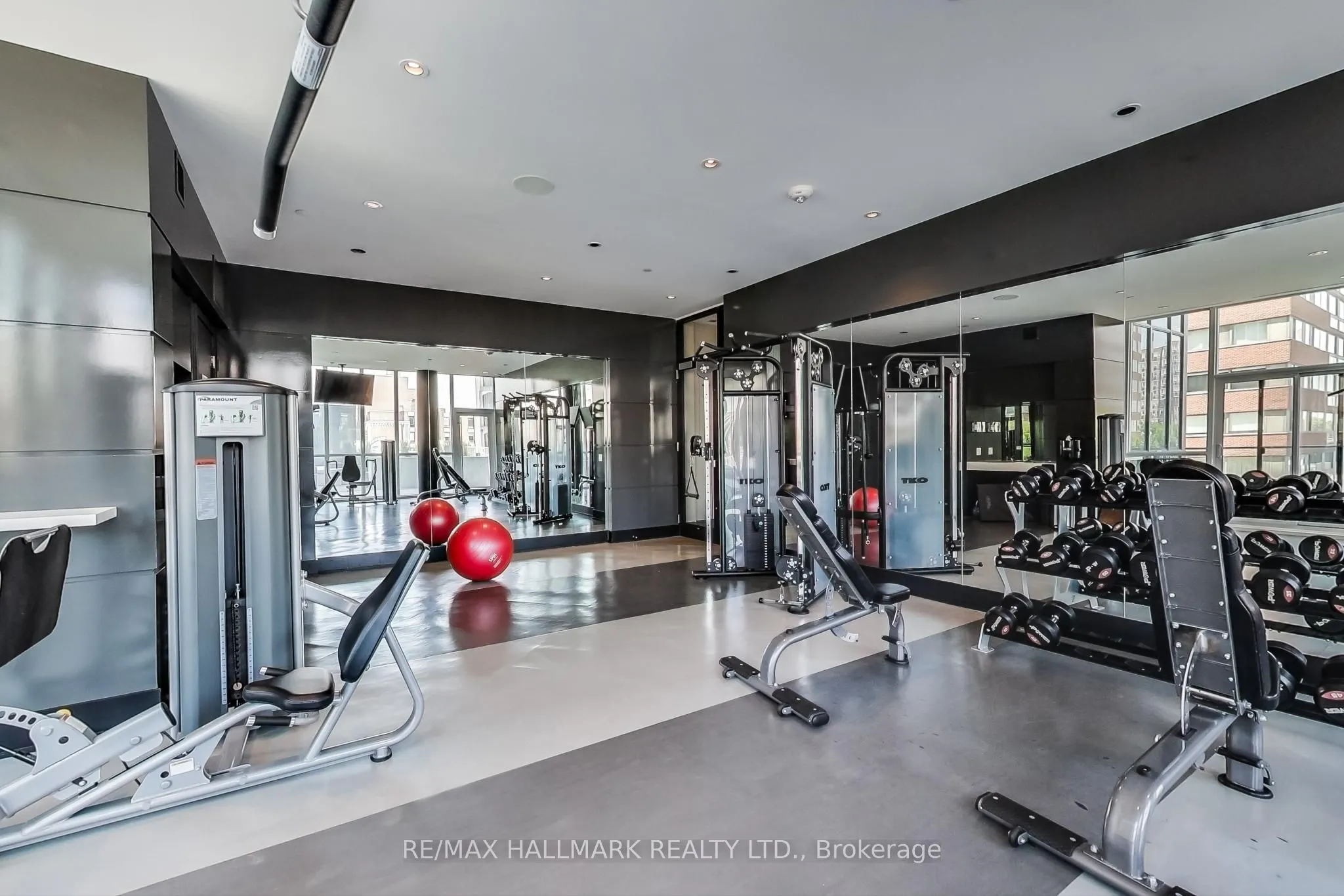 32 Davenport Road, #2107