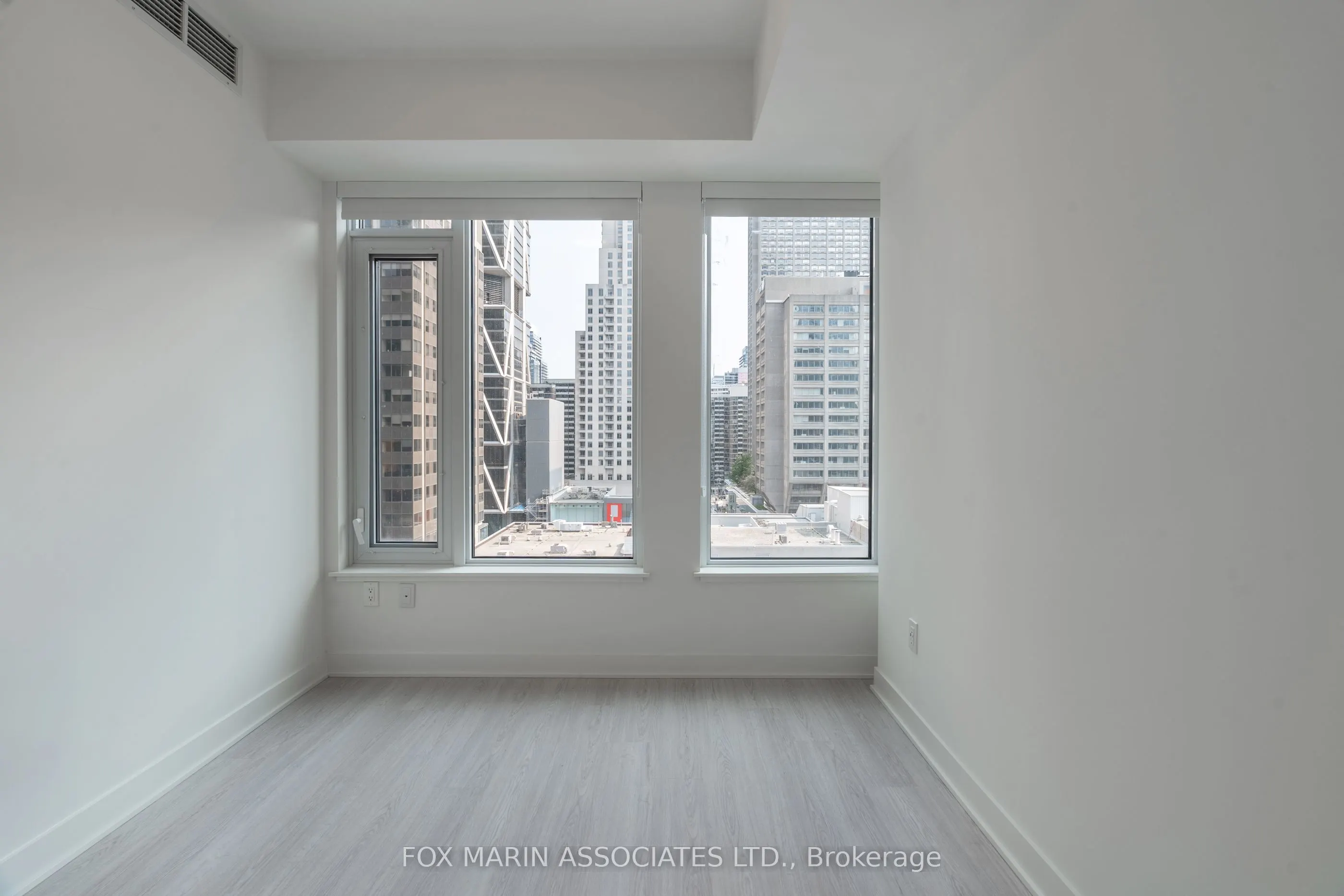 11 Yorkville Avenue, #713