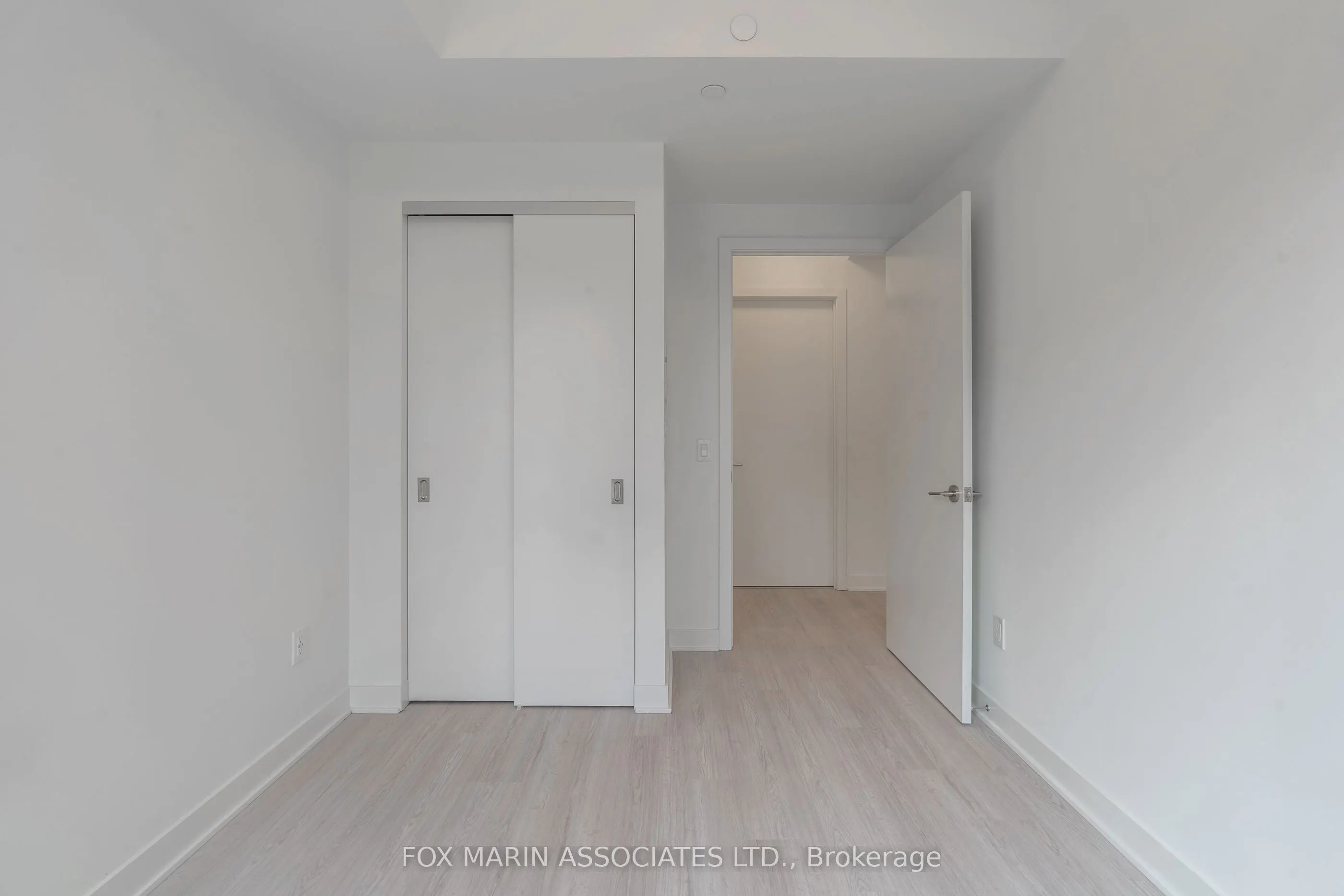 11 Yorkville Avenue, #713