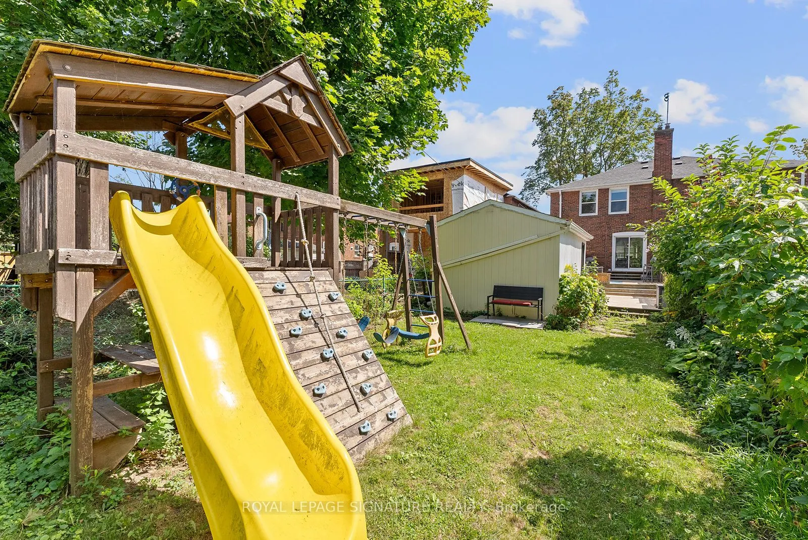 18 Vanderhoof Avenue