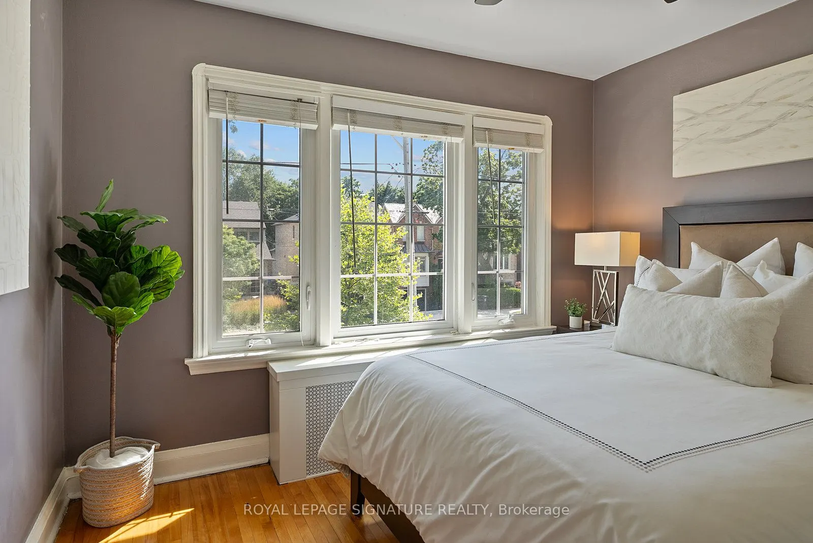 18 Vanderhoof Avenue