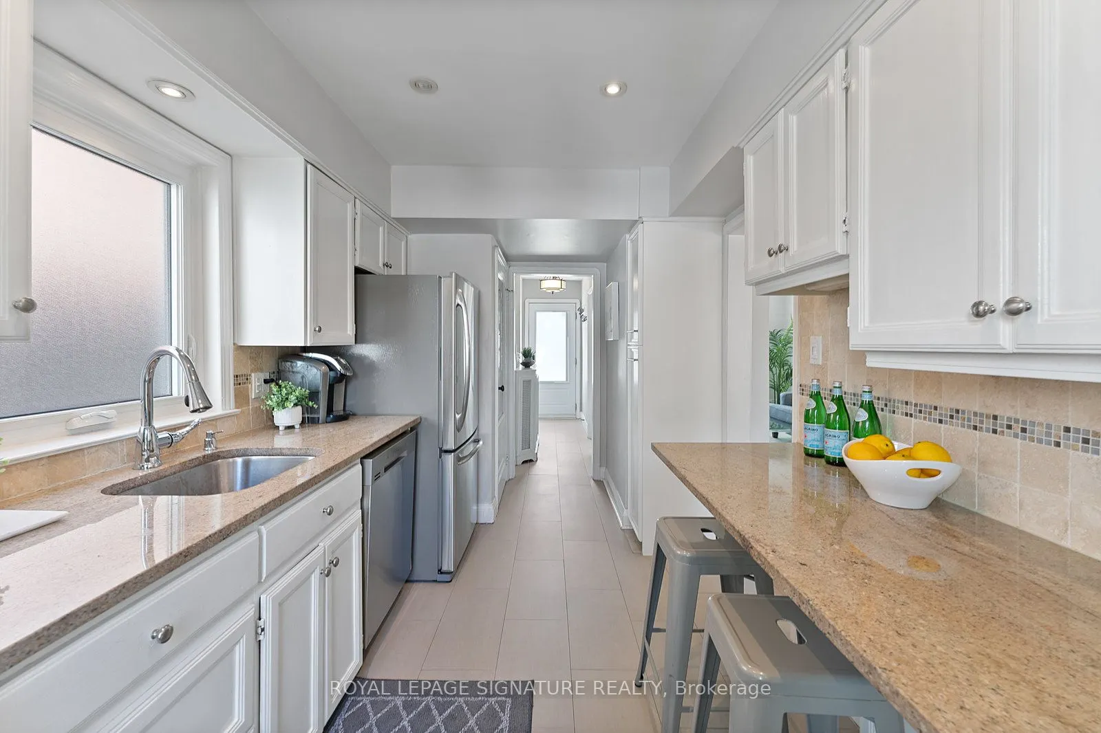 18 Vanderhoof Avenue