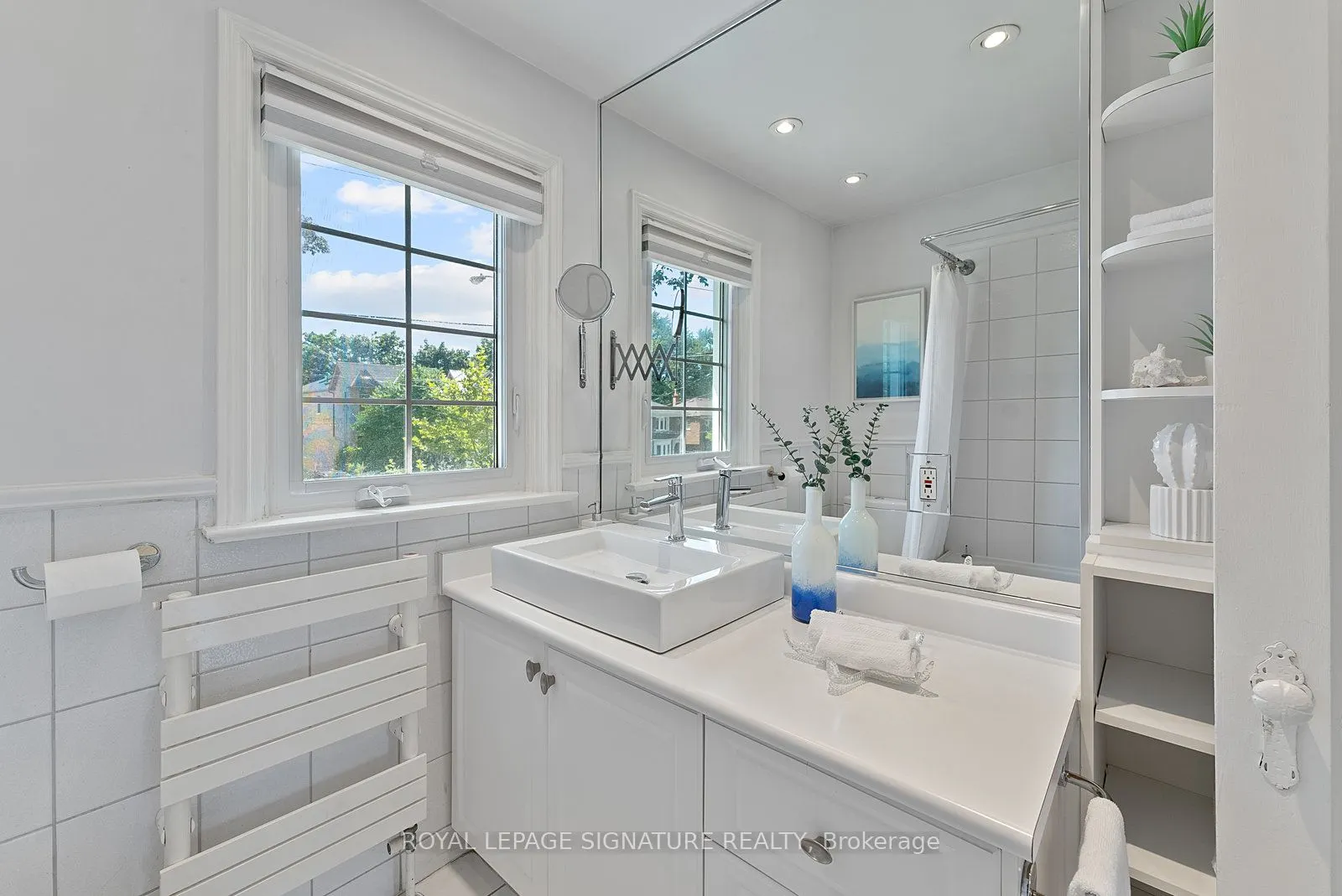 18 Vanderhoof Avenue