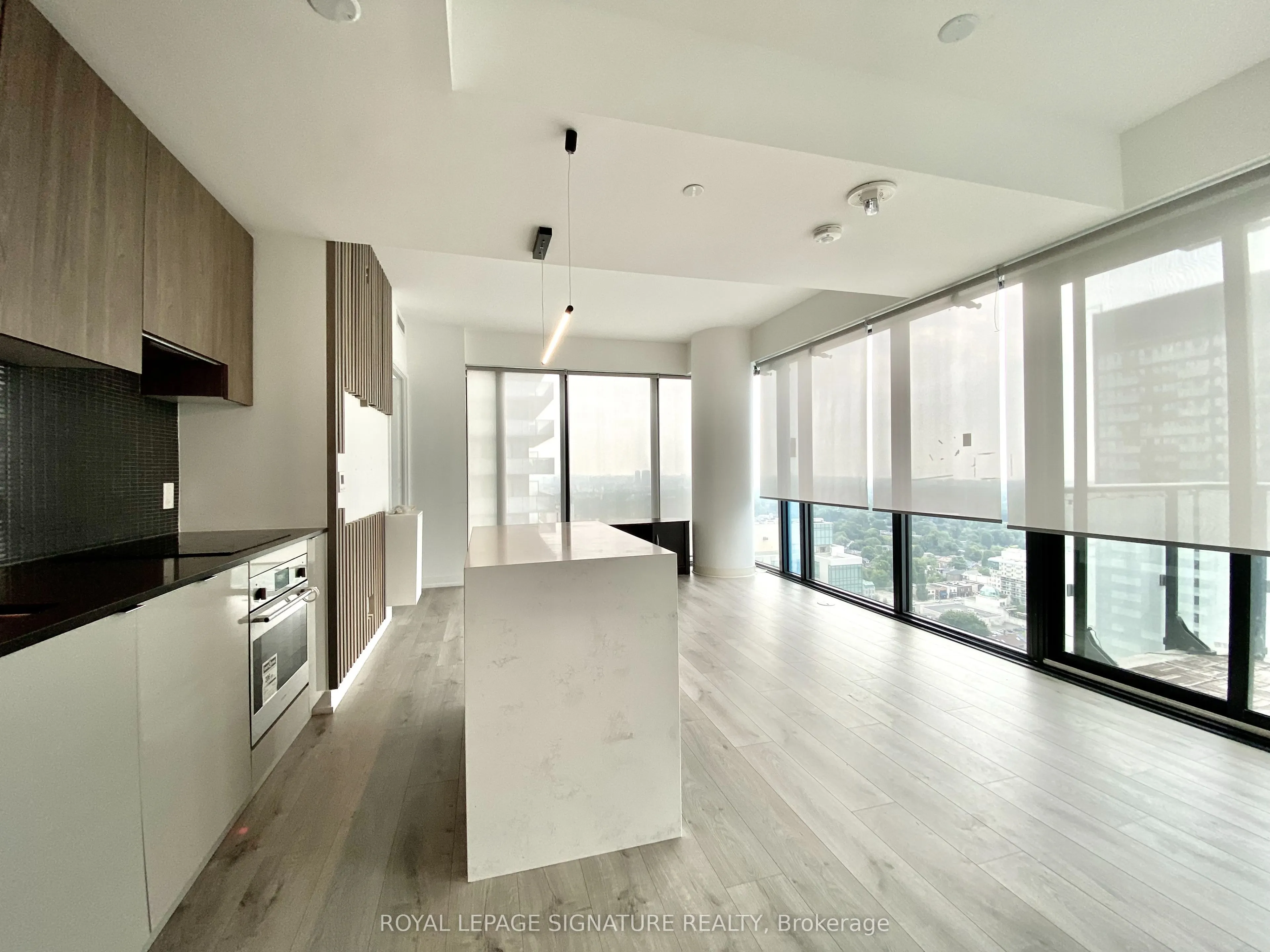 161 Roehampton Avenue, #2809