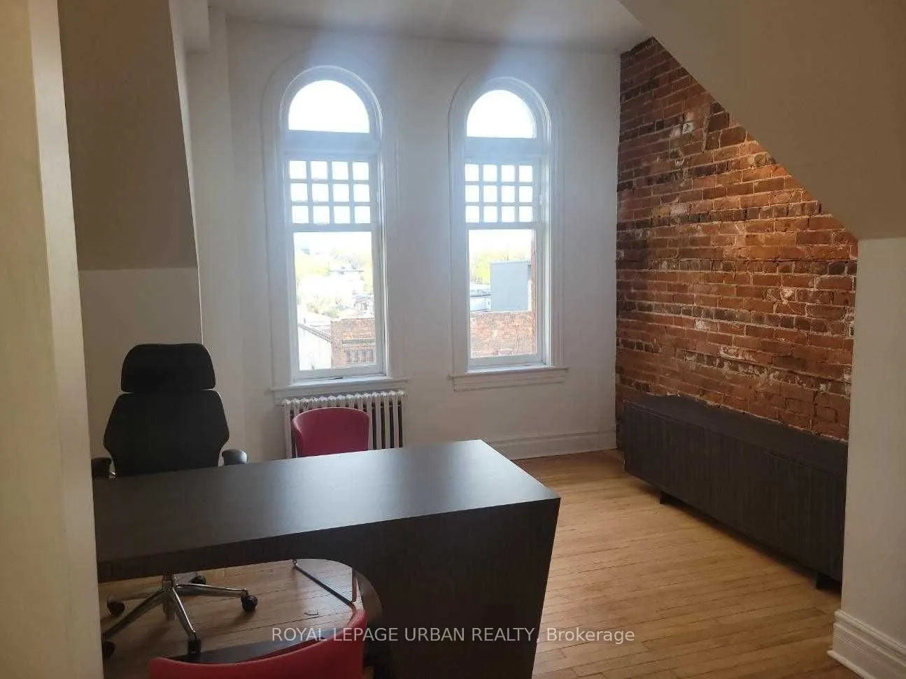 1089 Queen Street W, #400