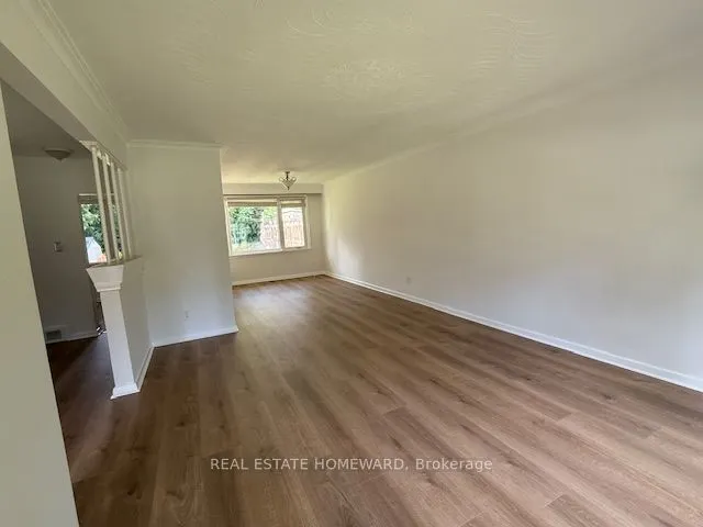 90 Roanoke Road, #Main Fl