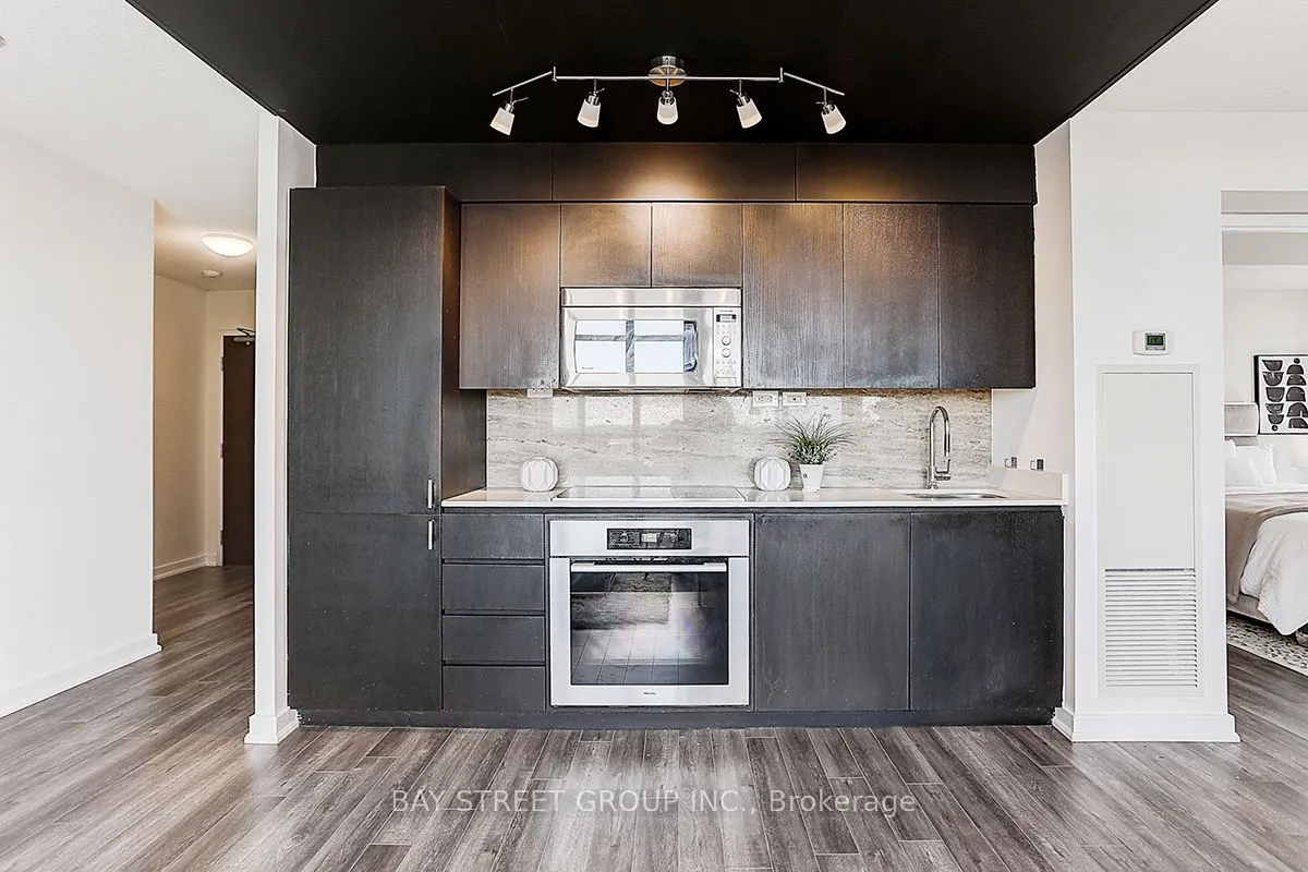 15 Iceboat Terrace, #1206