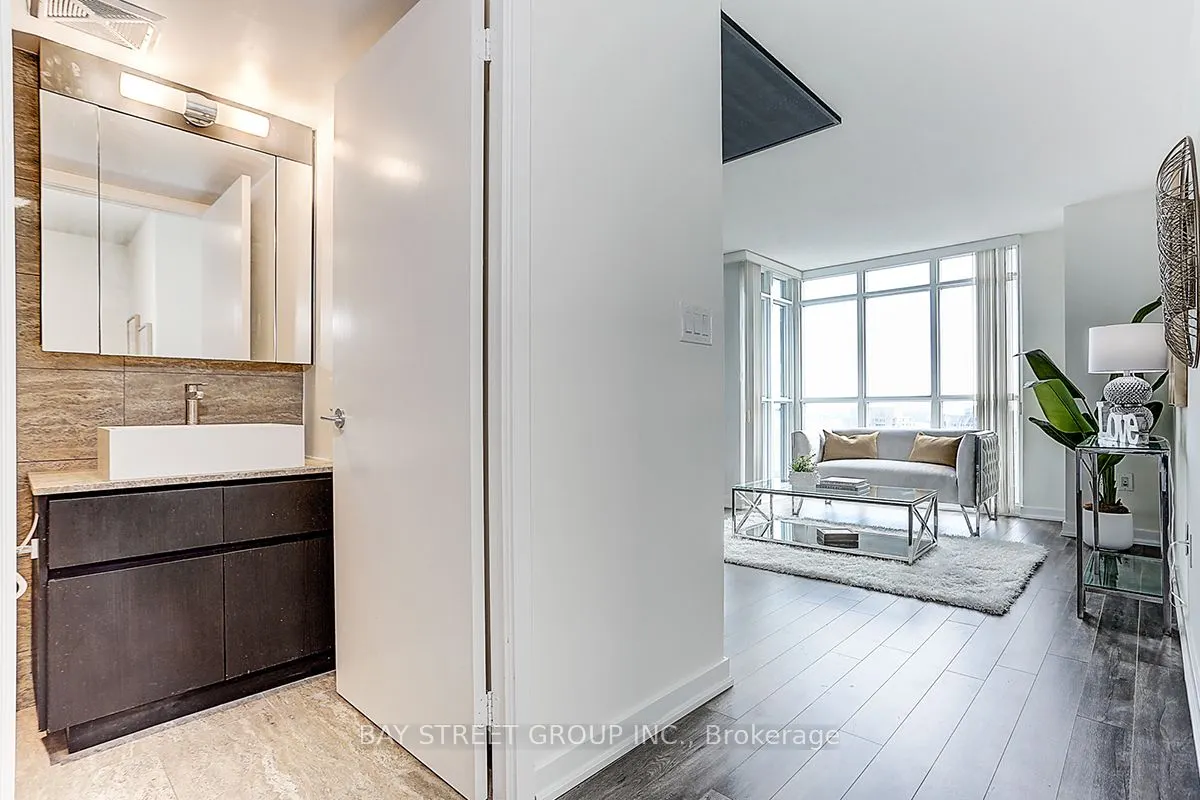 15 Iceboat Terrace, #1206