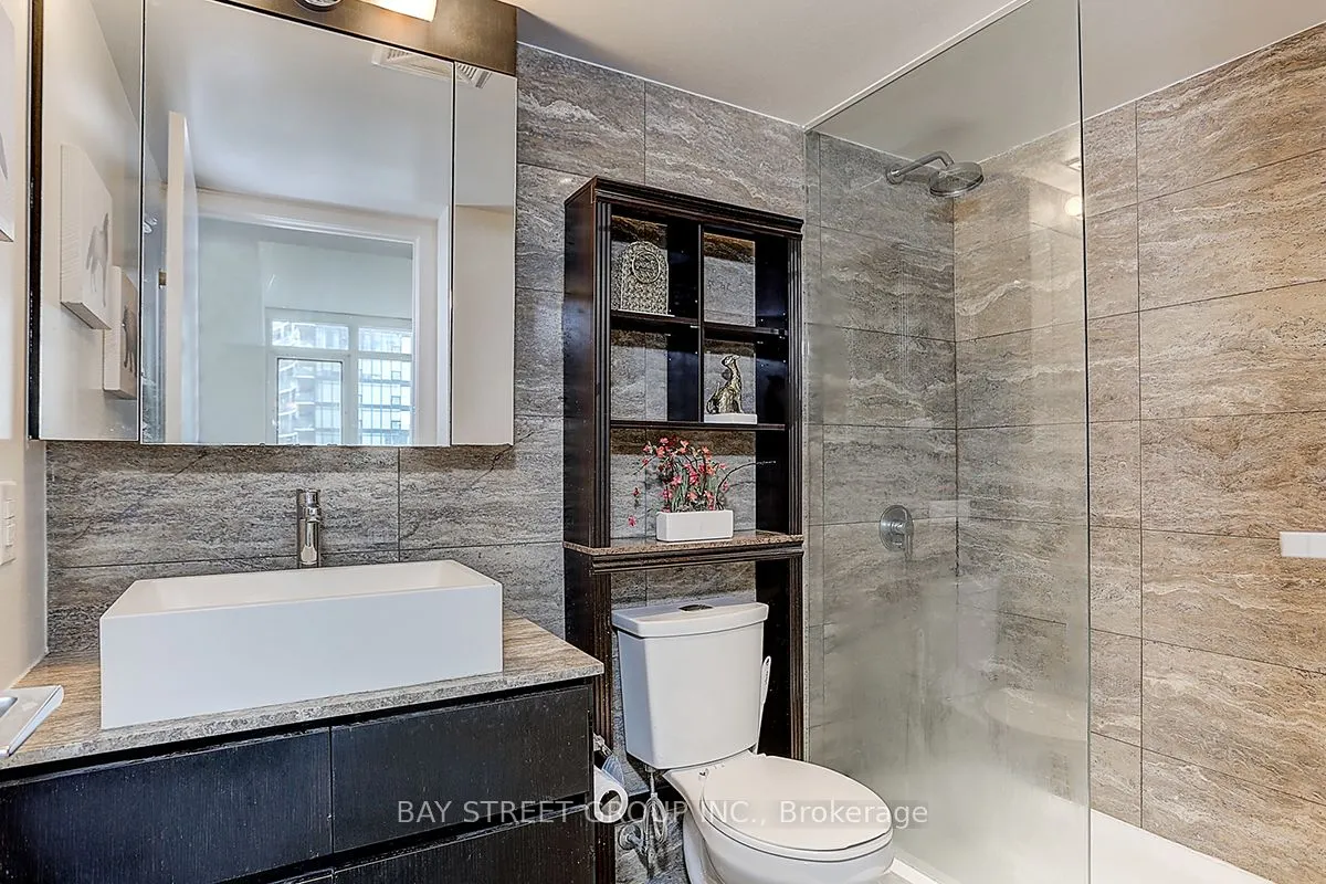 15 Iceboat Terrace, #1206
