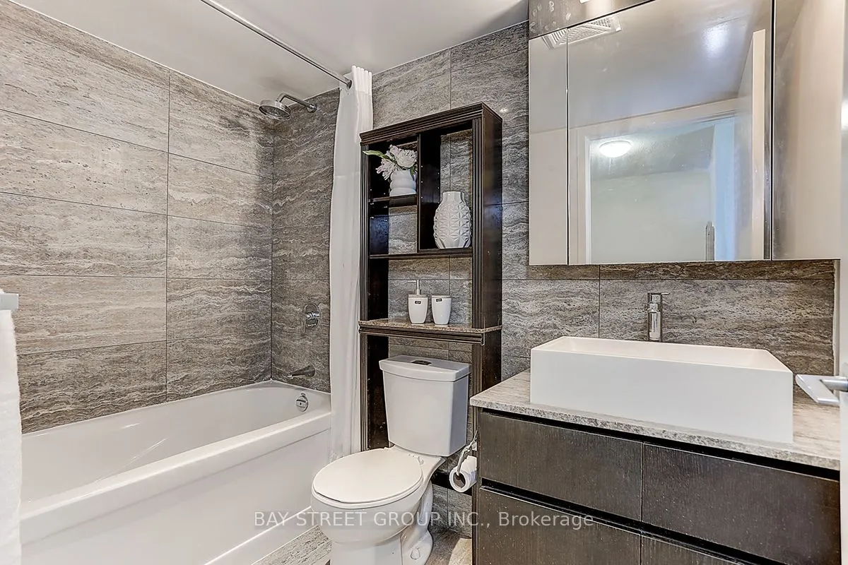 15 Iceboat Terrace, #1206