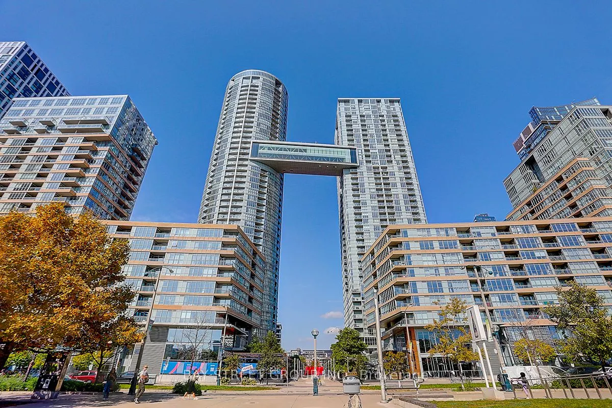 15 Iceboat Terrace, #1206