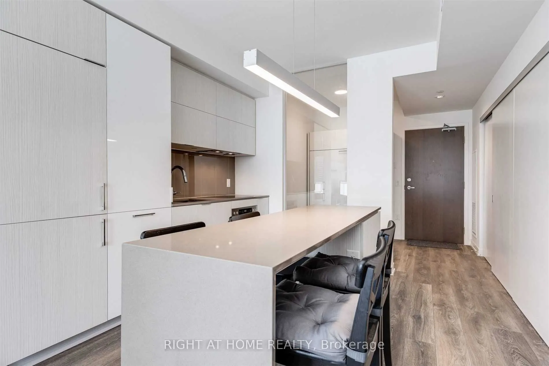 15 Lower Jarvis Street, #908
