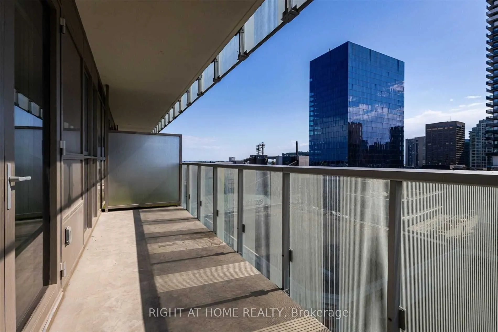 15 Lower Jarvis Street, #908