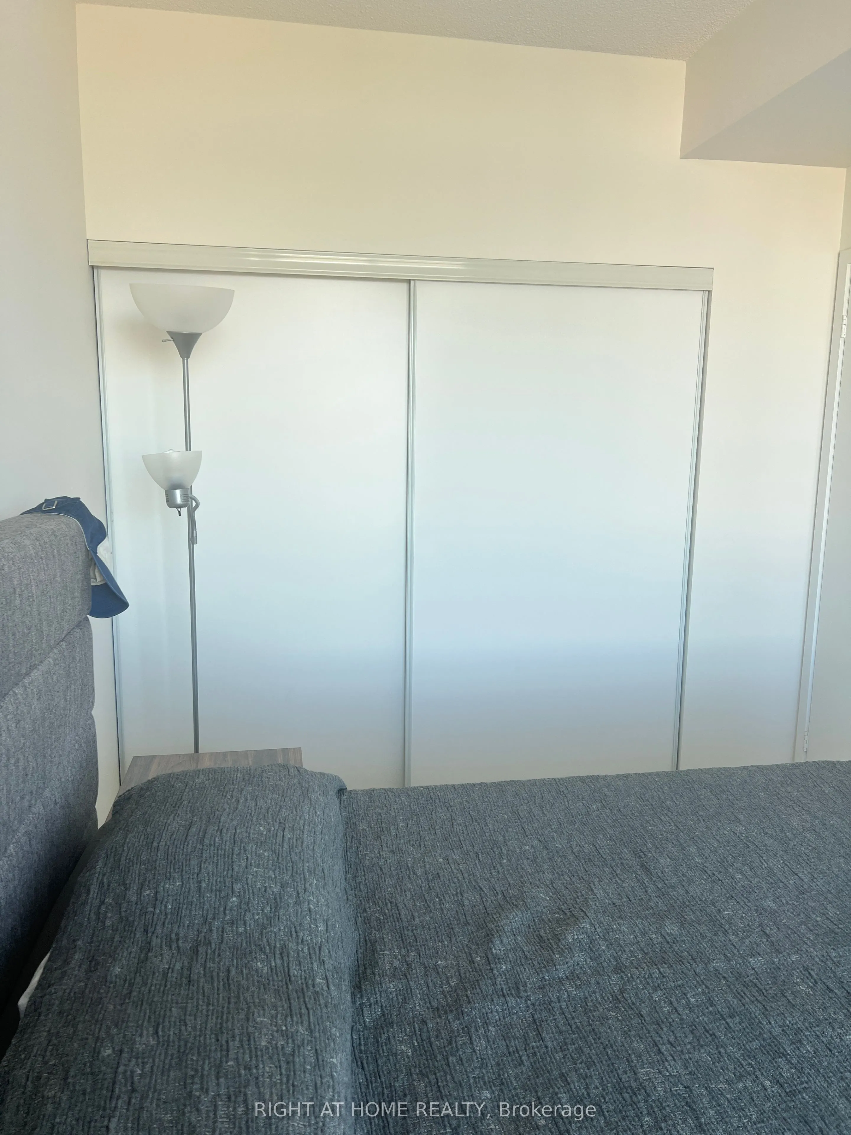 33 Singer Court, #2101