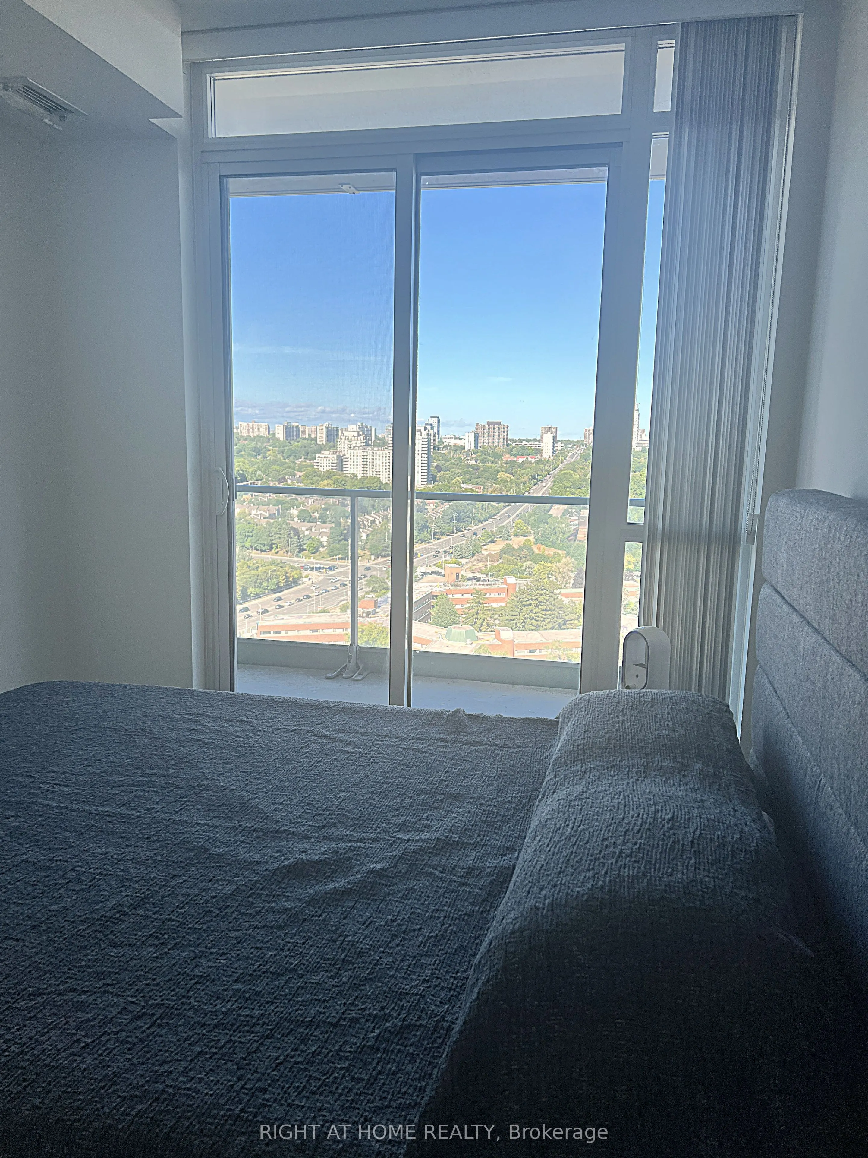 33 Singer Court, #2101