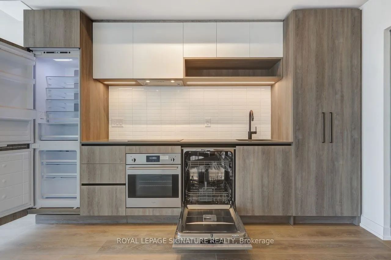 181 Sterling Road, #1221
