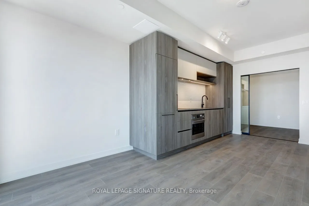 181 Sterling Road, #1221