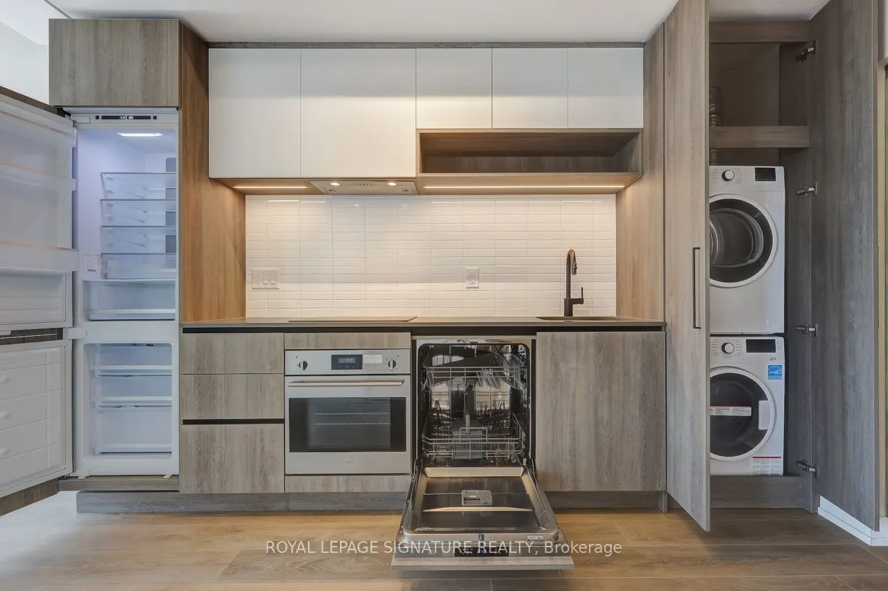181 Sterling Road, #1221