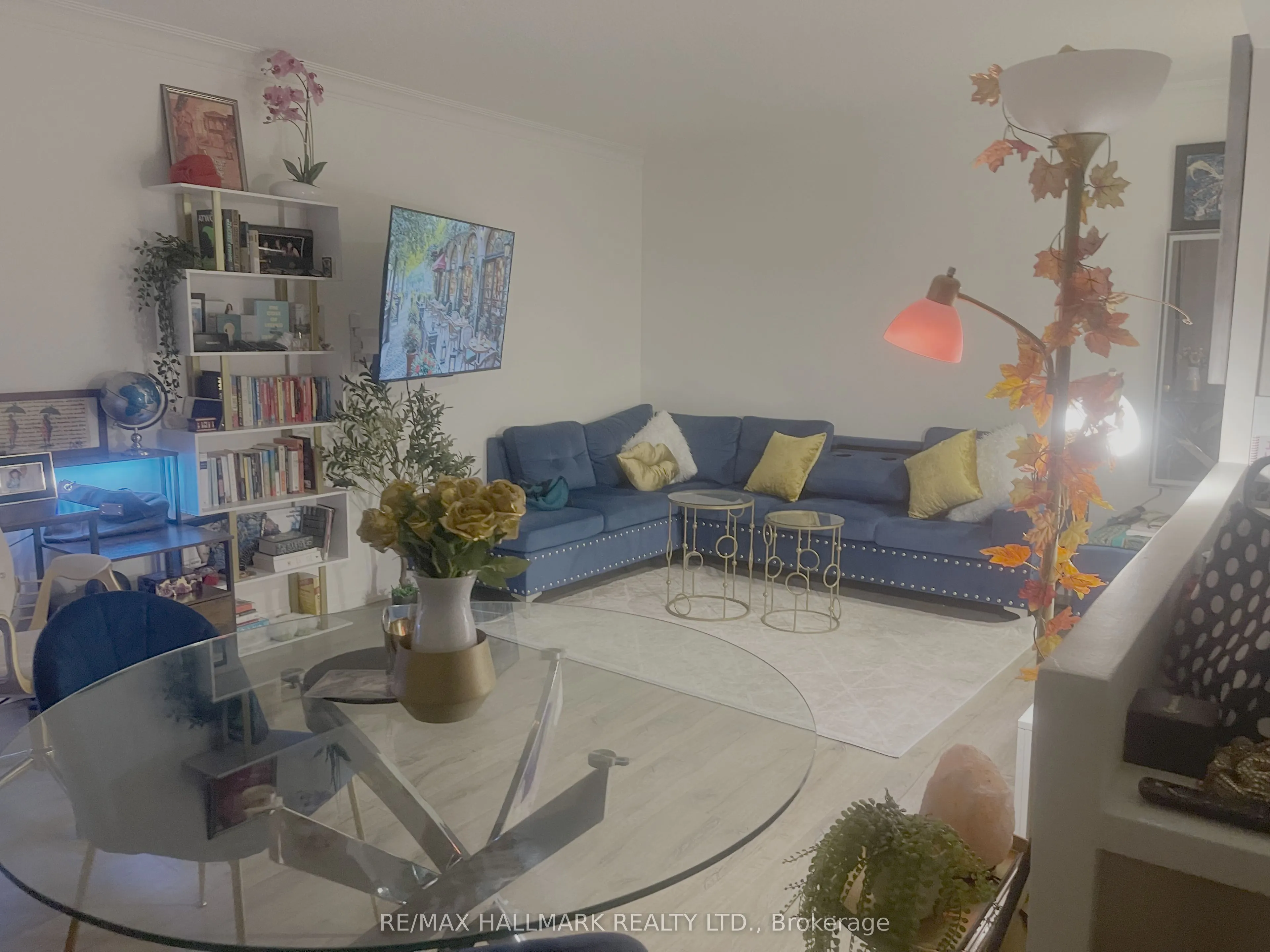 660 Eglinton Avenue W, #408
